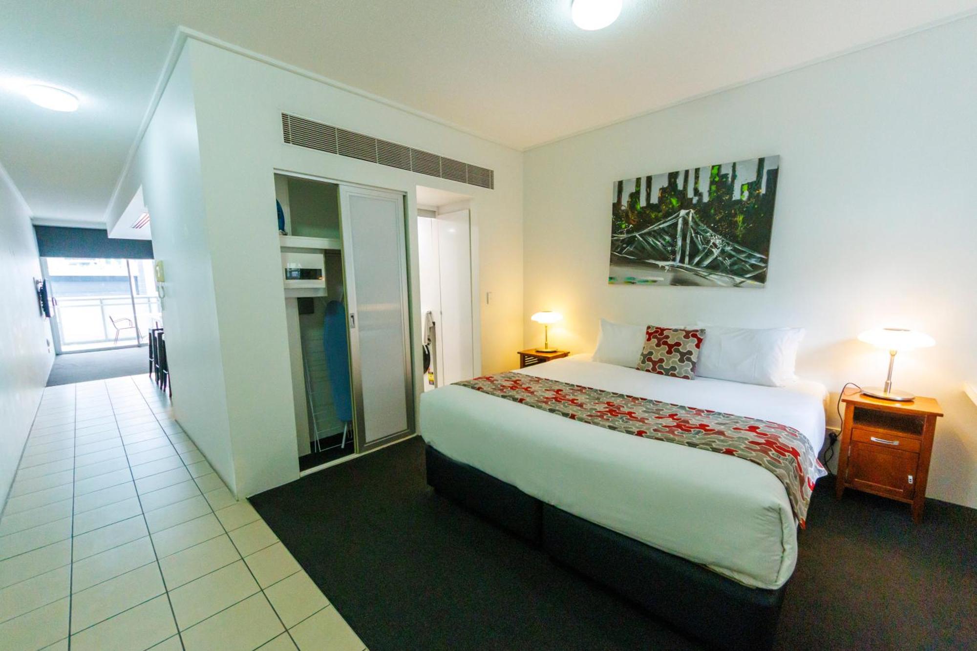 The Miro 4* Brisbane