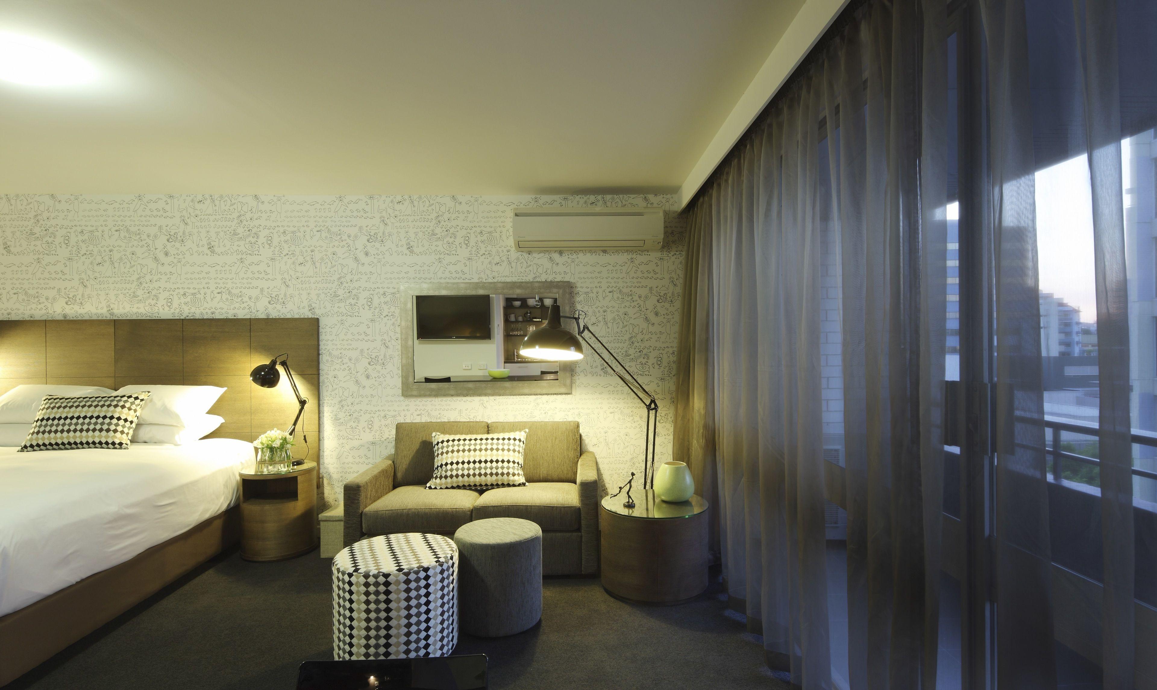 Aparthotel Punthill Spring Hill 5*