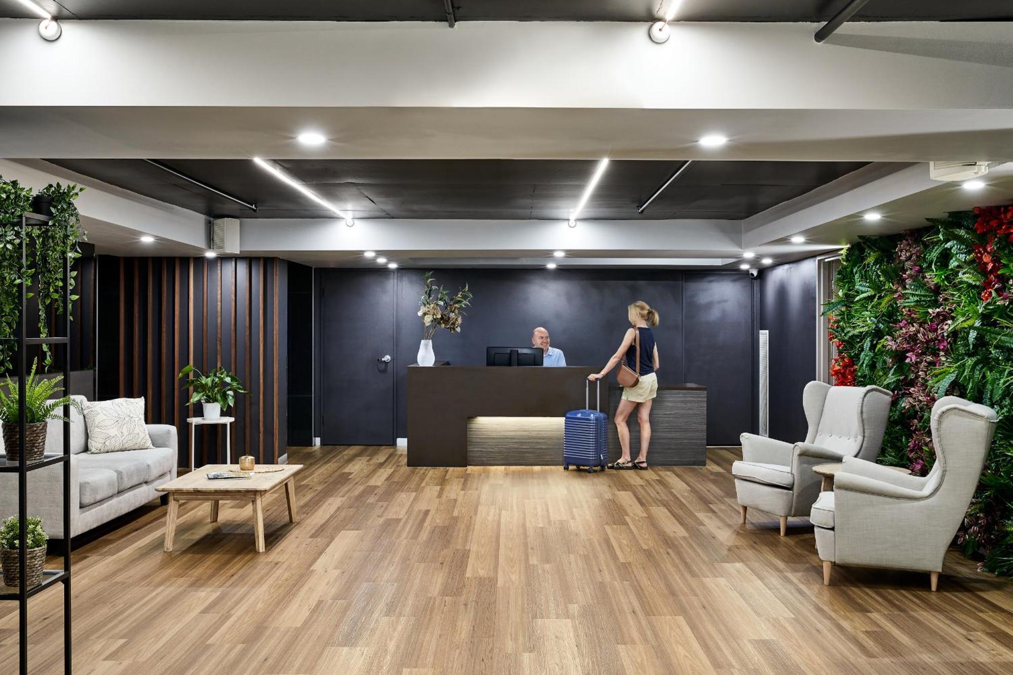 Aparthotel Punthill Spring Hill