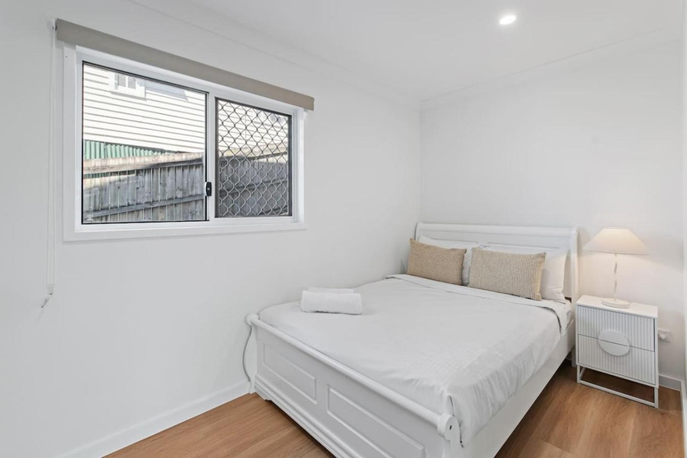Private Comfort Two Beds In Master Near Rbwh
