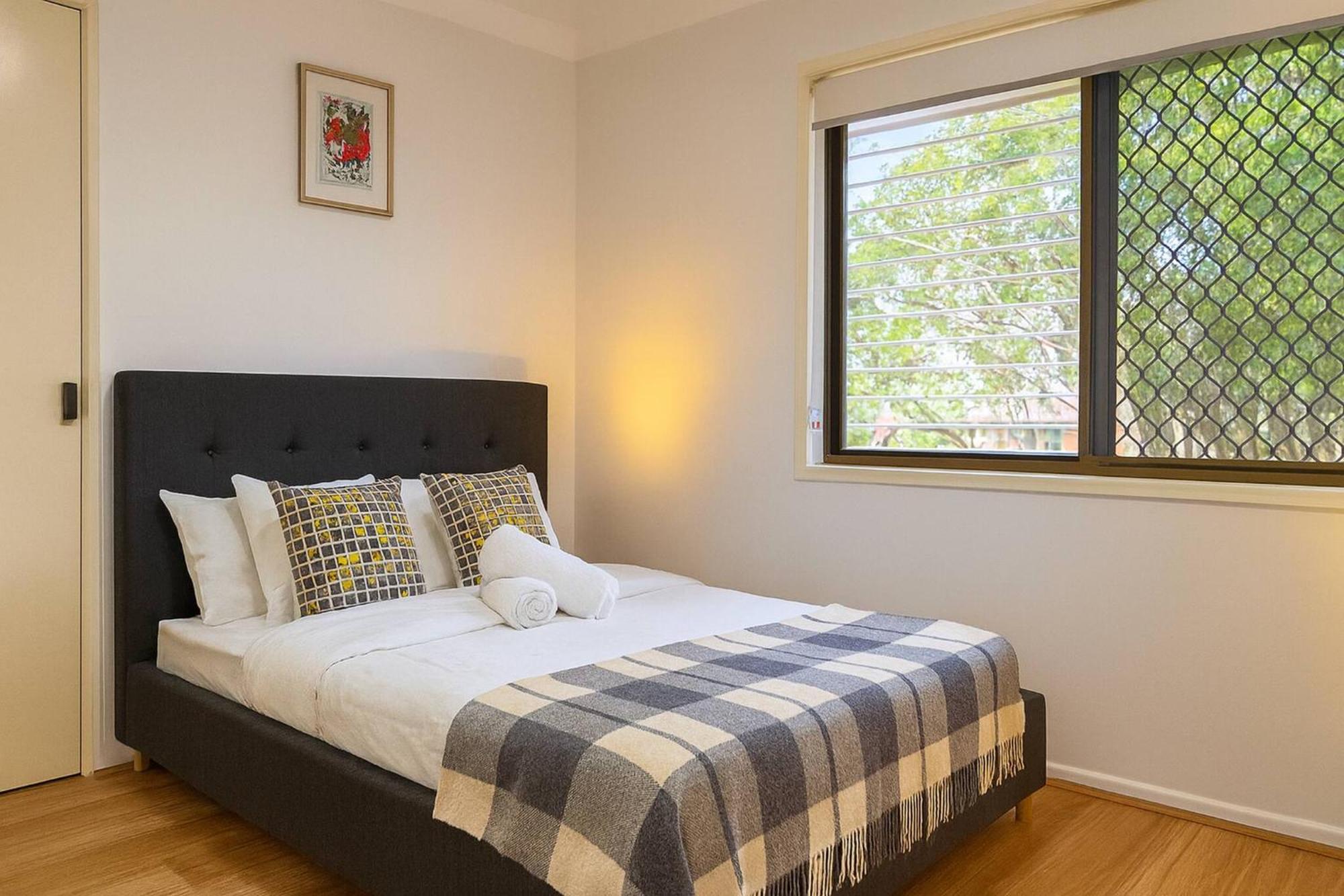 Vintage Soul - Spacious 5br Family Retreat In Macgregor Holiday home
