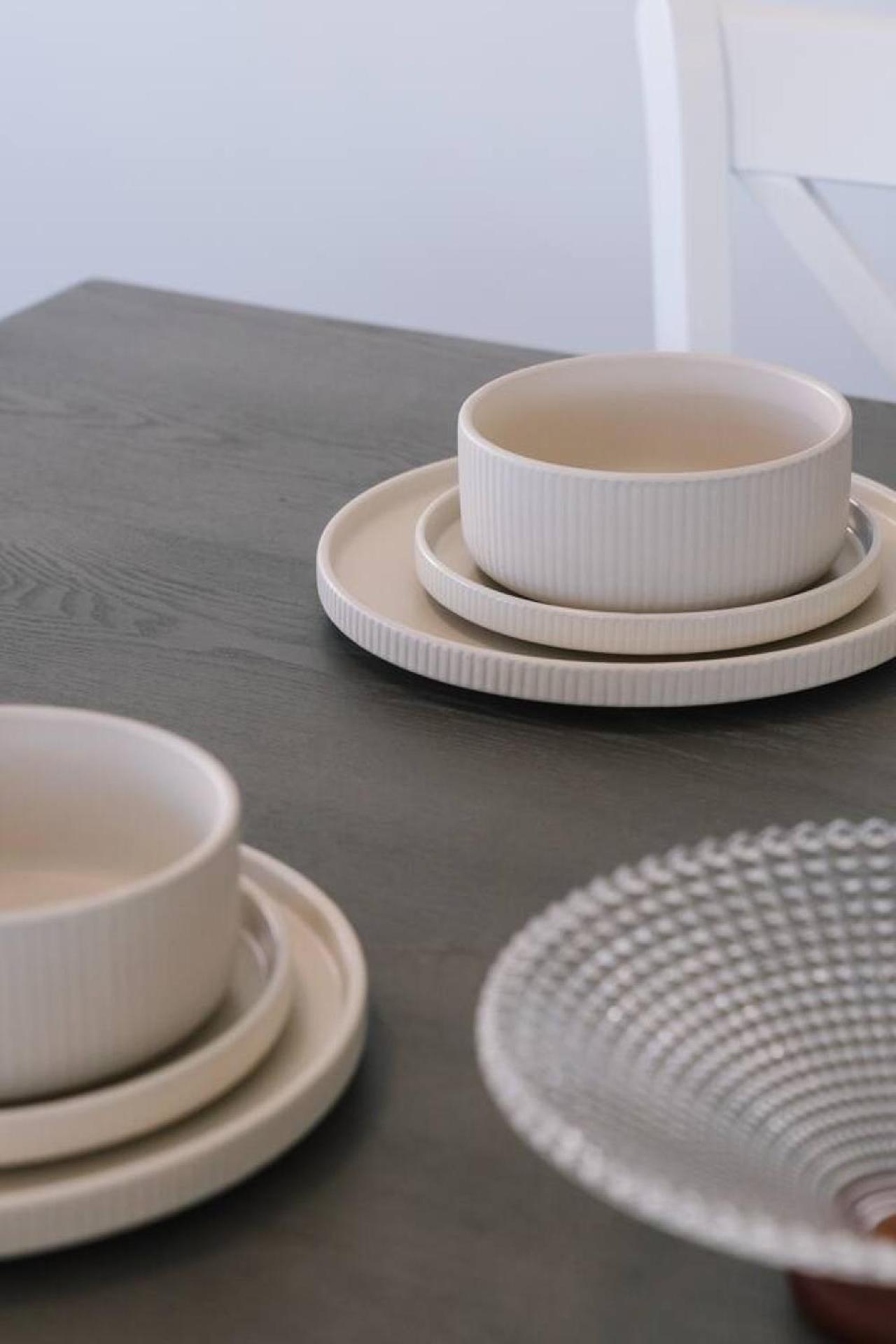 Holiday home Stylish Escape With Balcony Near Rbwh And Cbd *