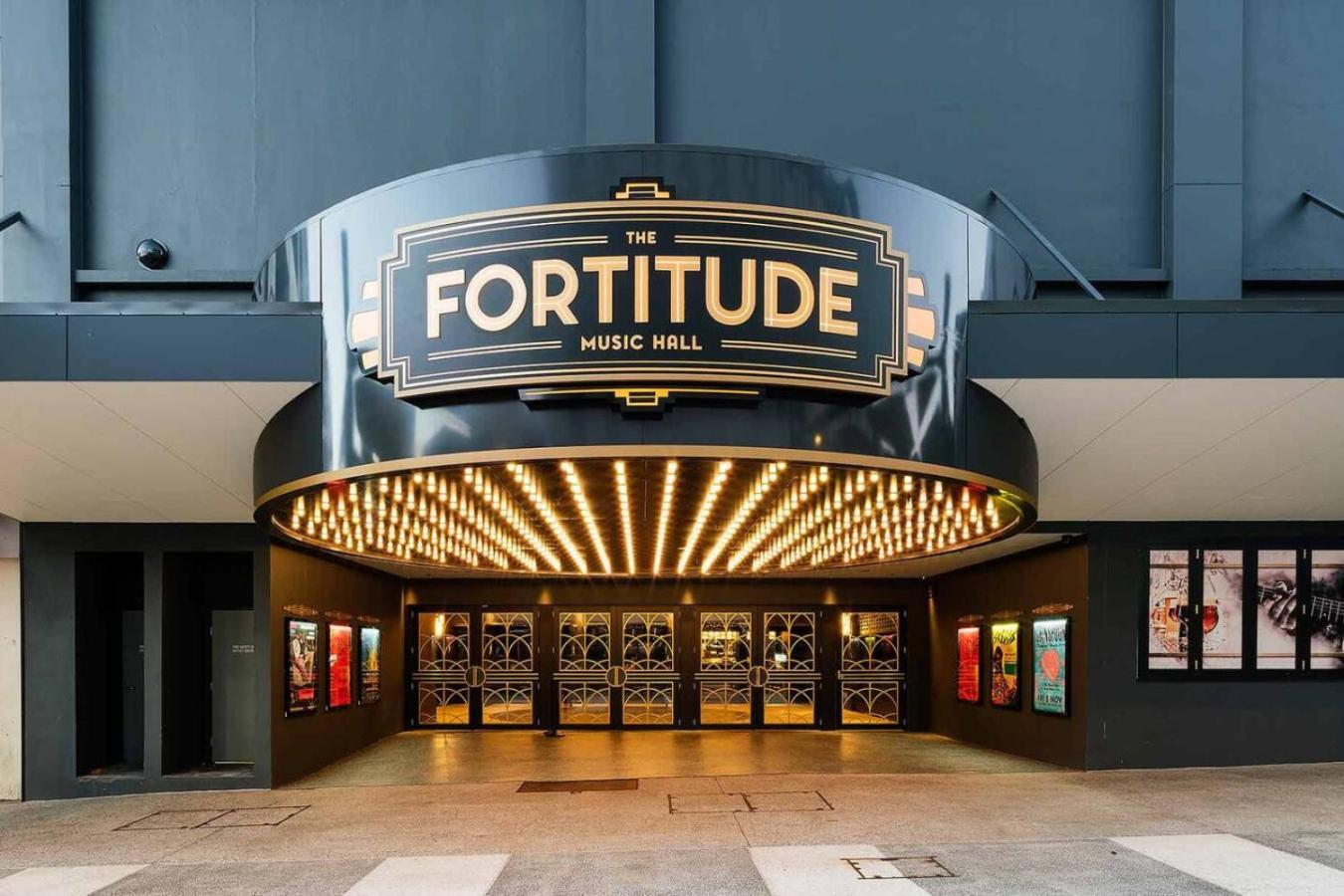 Private Comfort Two Beds In Master Near Rbwh Holiday home *