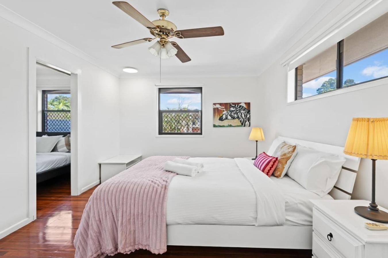 Sunny 4br With Pool In Prime Location Holiday home Brisbane