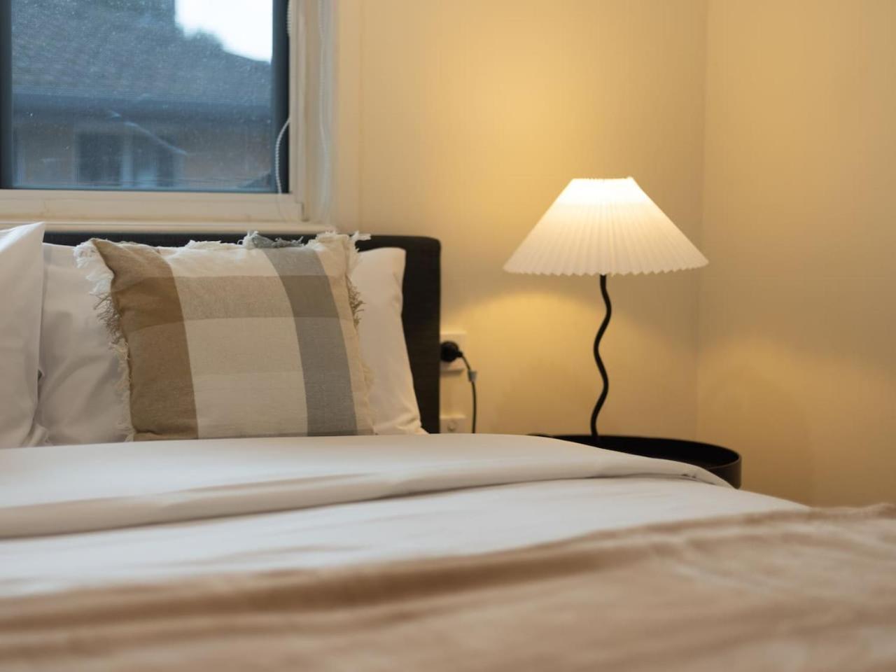 Spacious Comfort For Families Eat Explore *