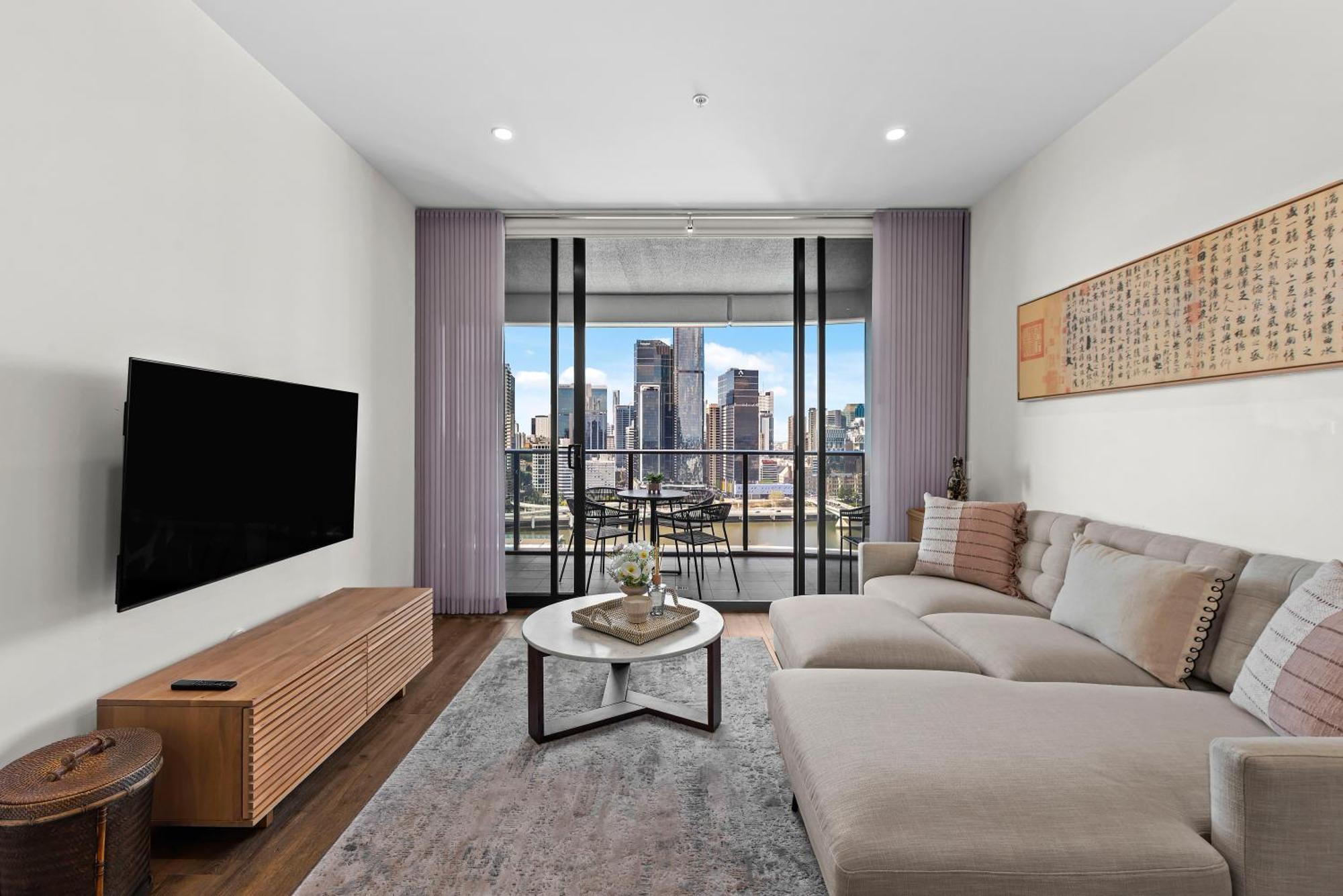 Stunning And River Views With Parking And Pool * Brisbane