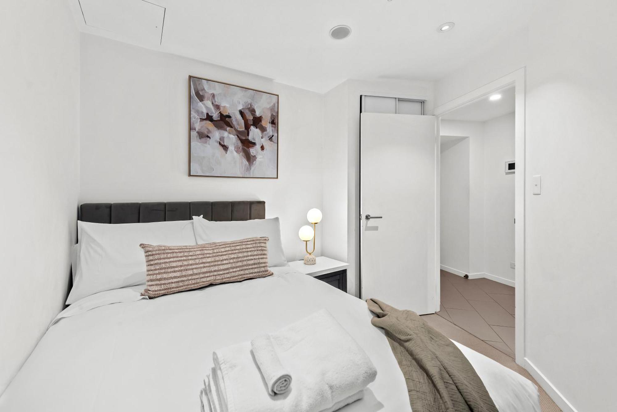 Apartment Stunning 2br - Tallest Building In Cbd Pool, Gym