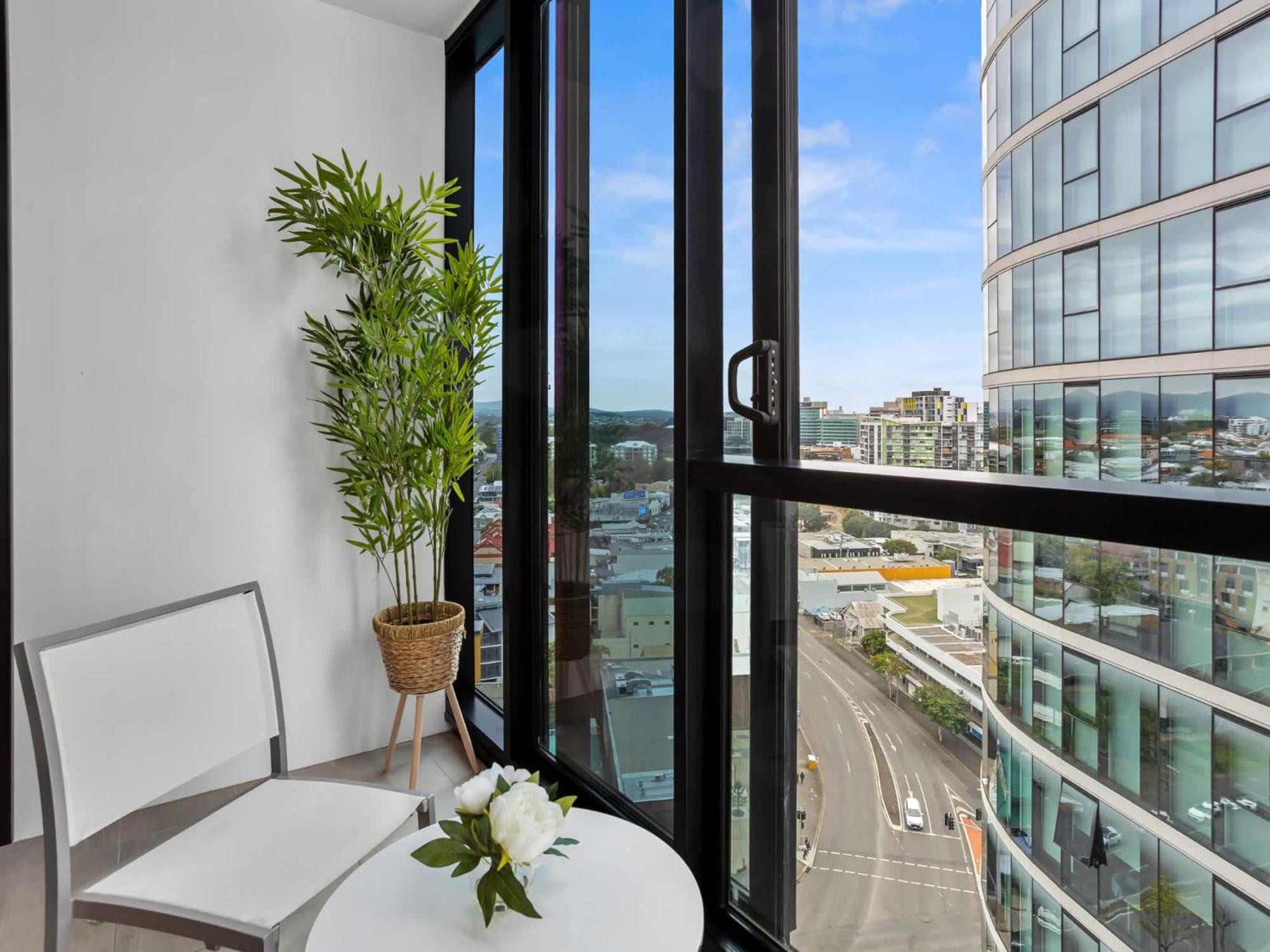 Stylish Valley In Hub Apartment Brisbane