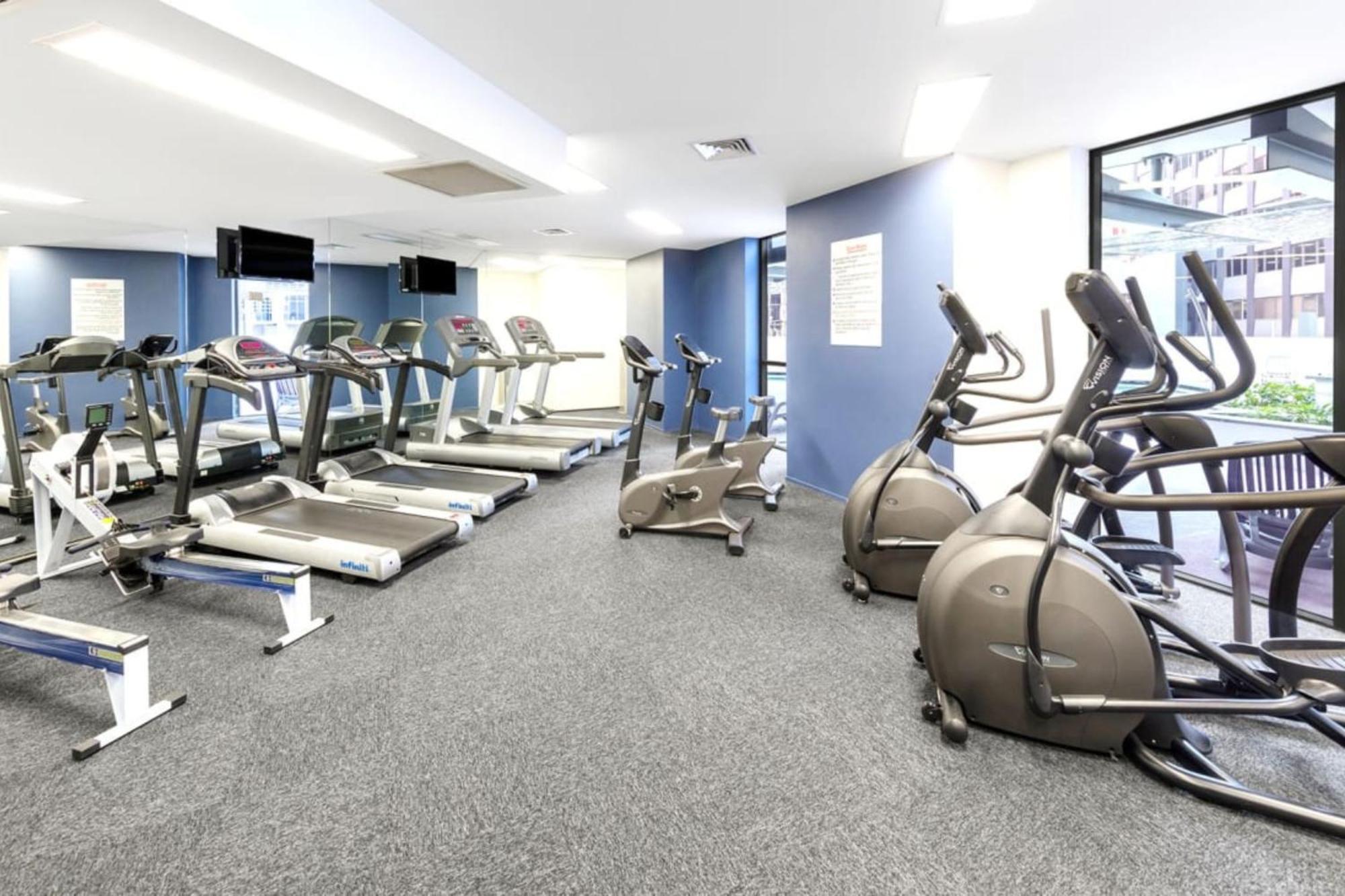 Apartment Cityscape At Aurora Tower *