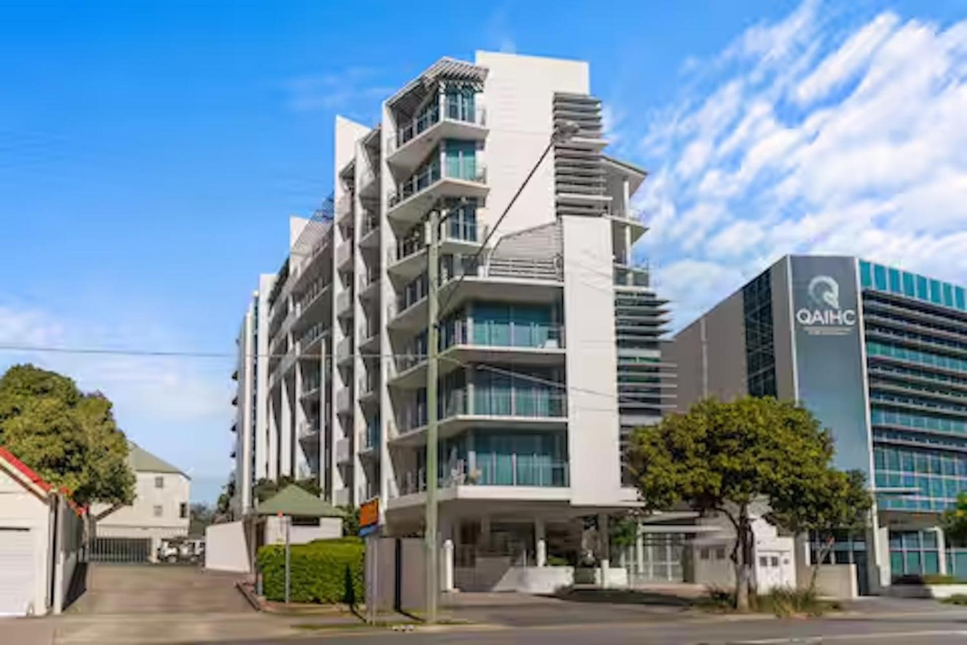 Apartment South 1br W-parking Wi-fi Dining Brisbane
