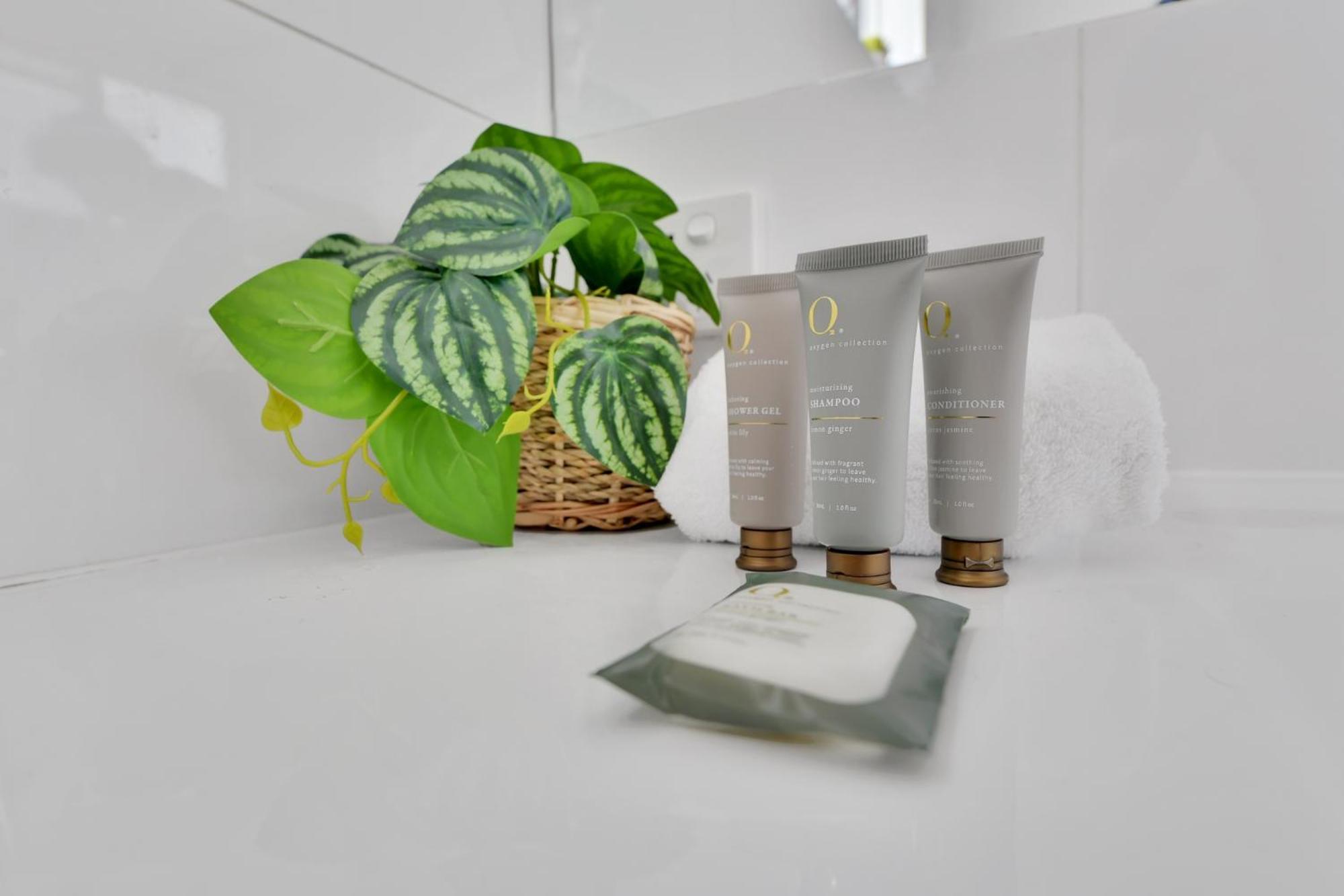 Tranquil 3-bed Unit With Lush Garden Views Apartment Brisbane