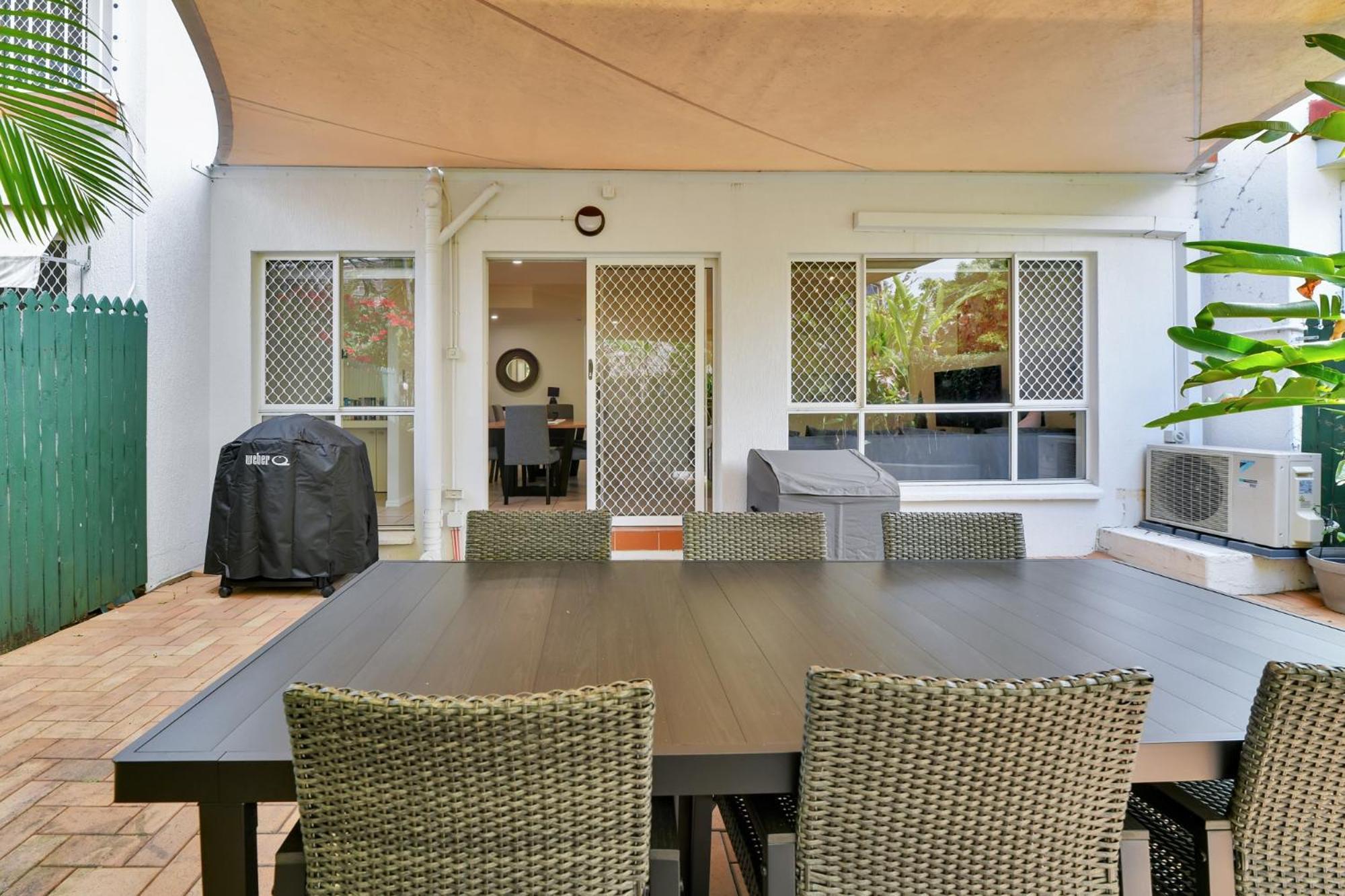 Tranquil 3-bed Unit With Lush Garden Views *