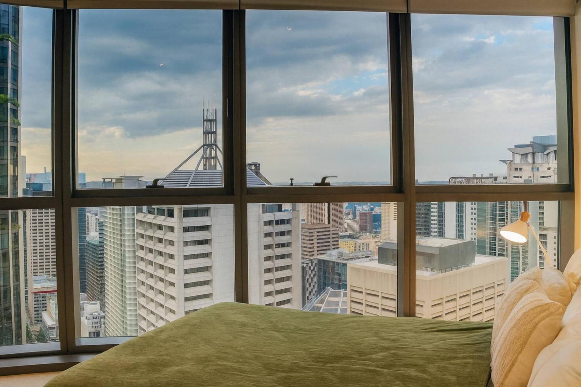 2bedroom Gleaming Riverfront - View Free Carpark Apartment