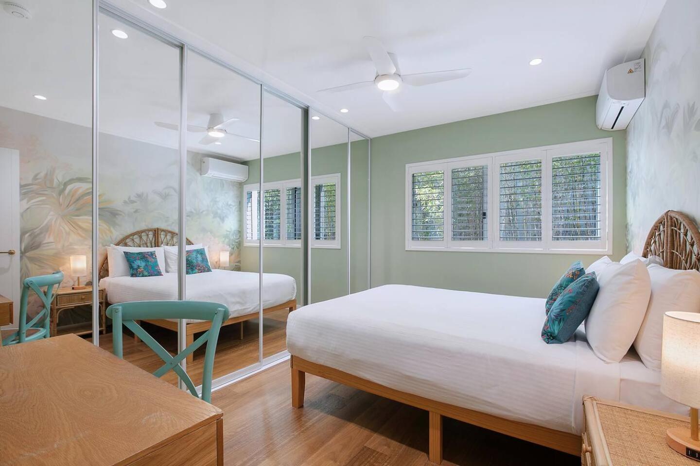 Apartment The Fish Bowl - Vibrant Riverside Escape With Pool *