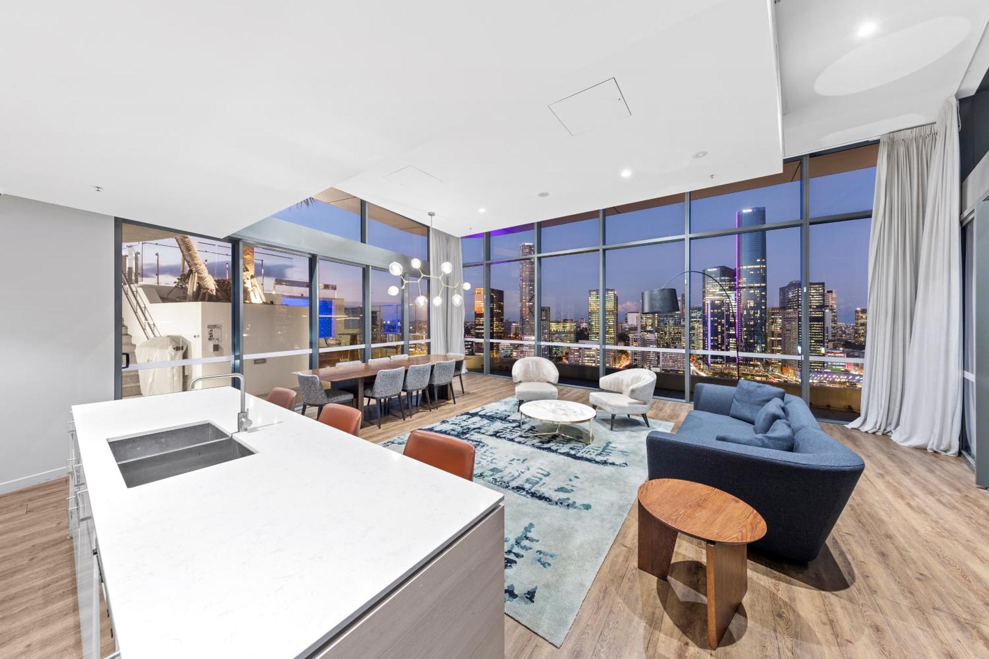 Soft Glow Serene Lucid 2br Apartment Brisbane