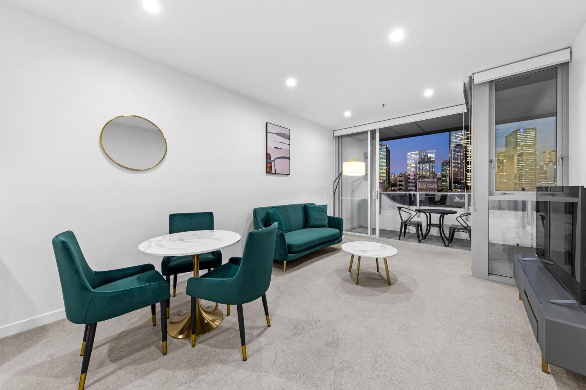 The Arthouse Nest Serene 1br Living