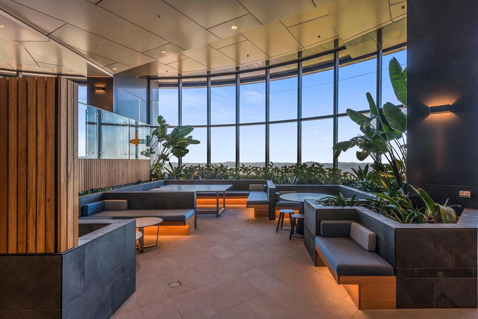Stunning 2br - Tallest Building In Cbd Pool, Gym Brisbane
