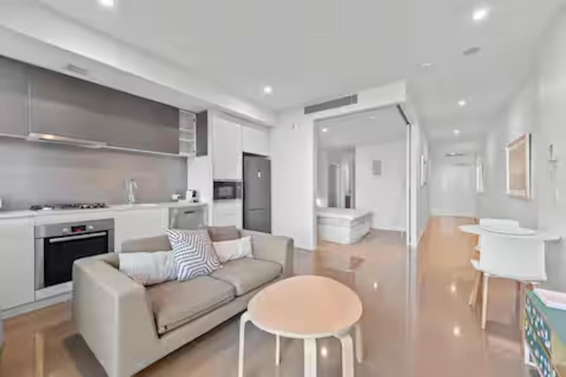 Apartment South 1br W-parking Wi-fi Dining Brisbane