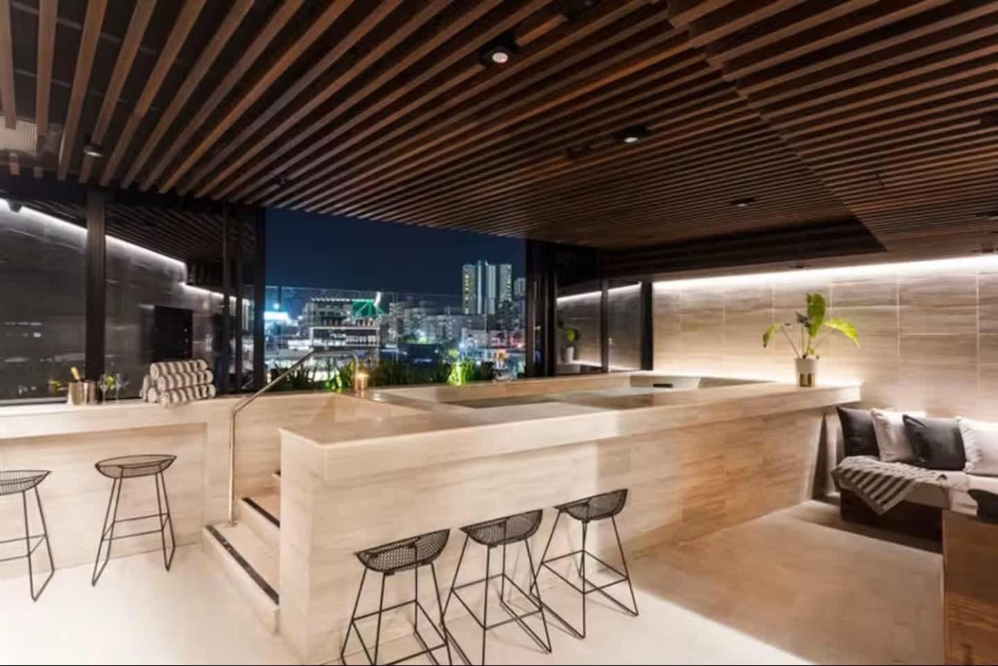 Apartment Stylish Valley In Hub