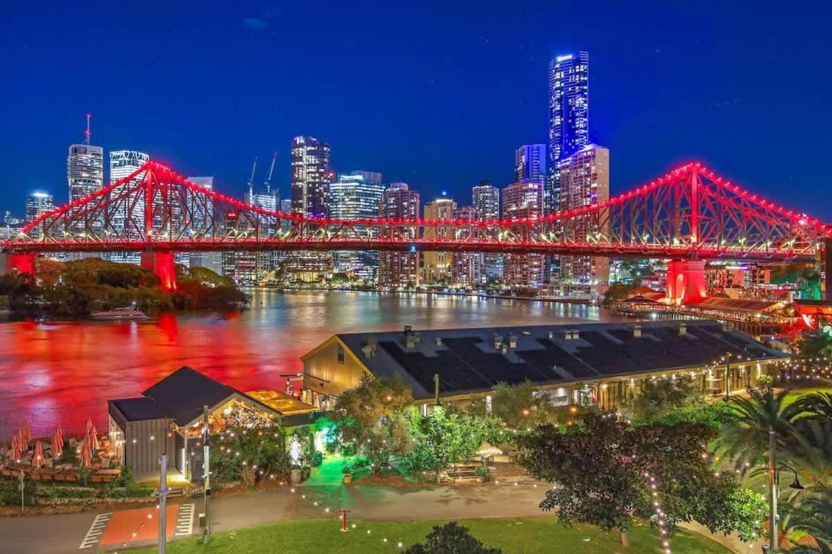 Modern 2br In Cbd Free Parking And Pool Apartment *