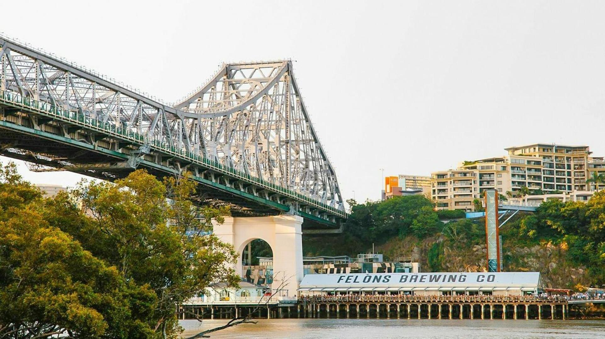 Apartment River Views 2 Bed 2 Bath Secure Parking Brisbane