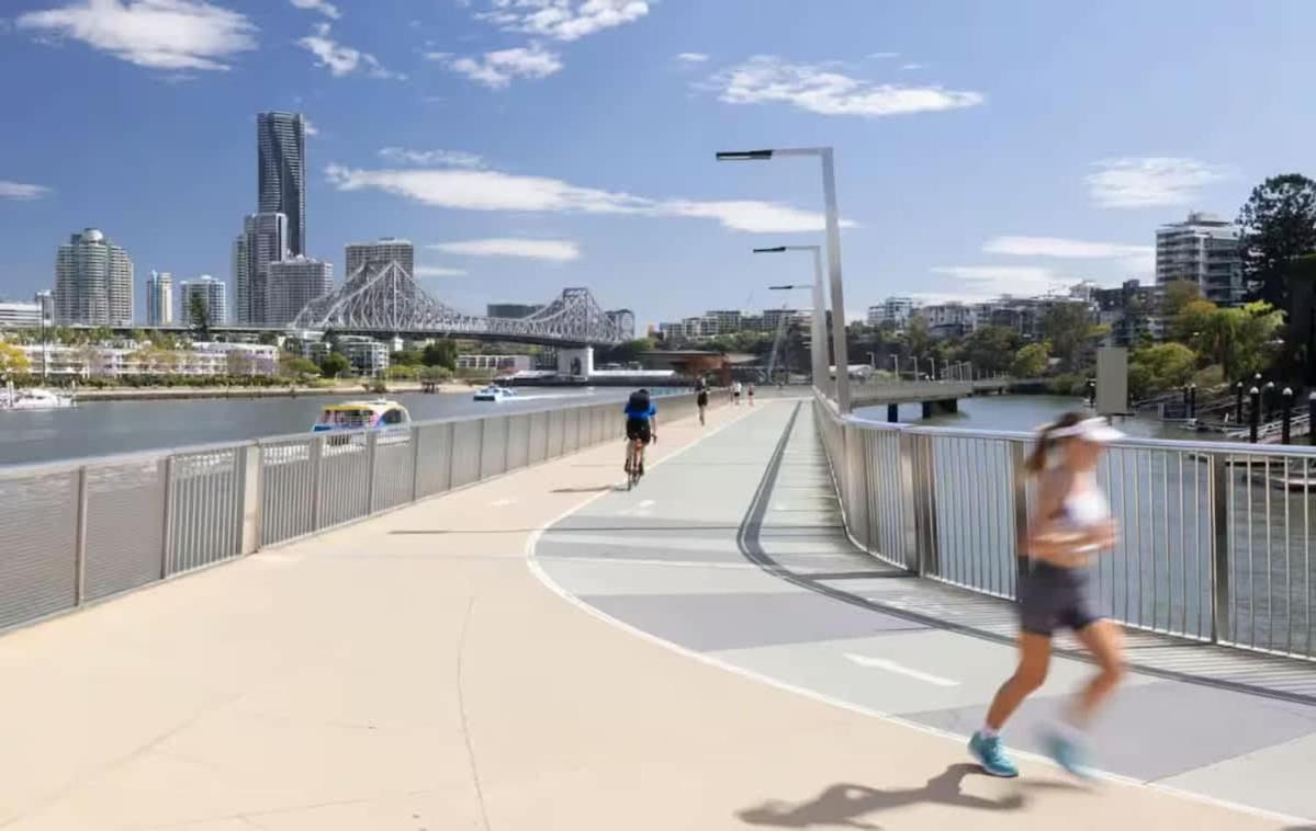 Modern 2br In Cbd Free Parking And Pool *