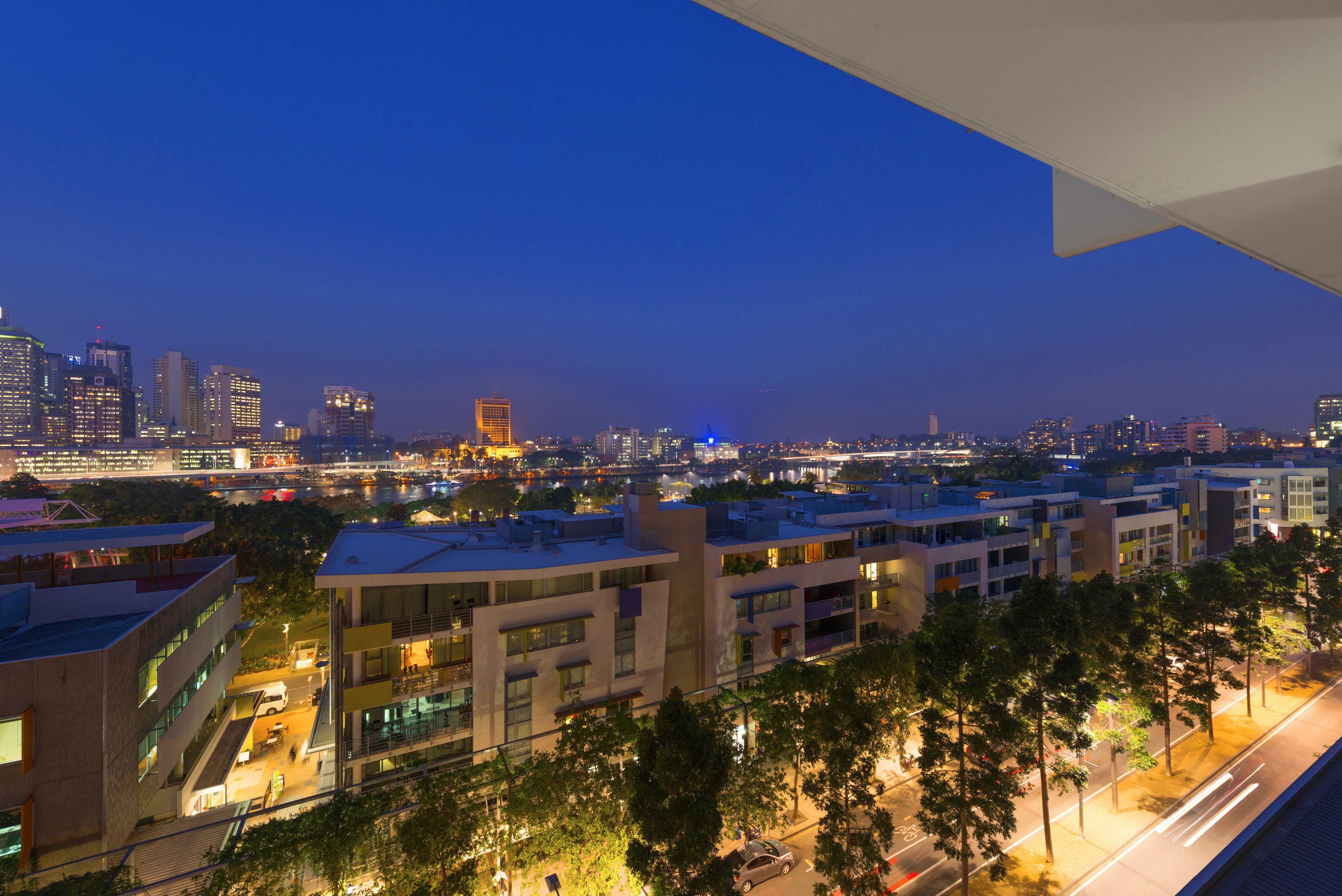 Mantra South Bank 4*