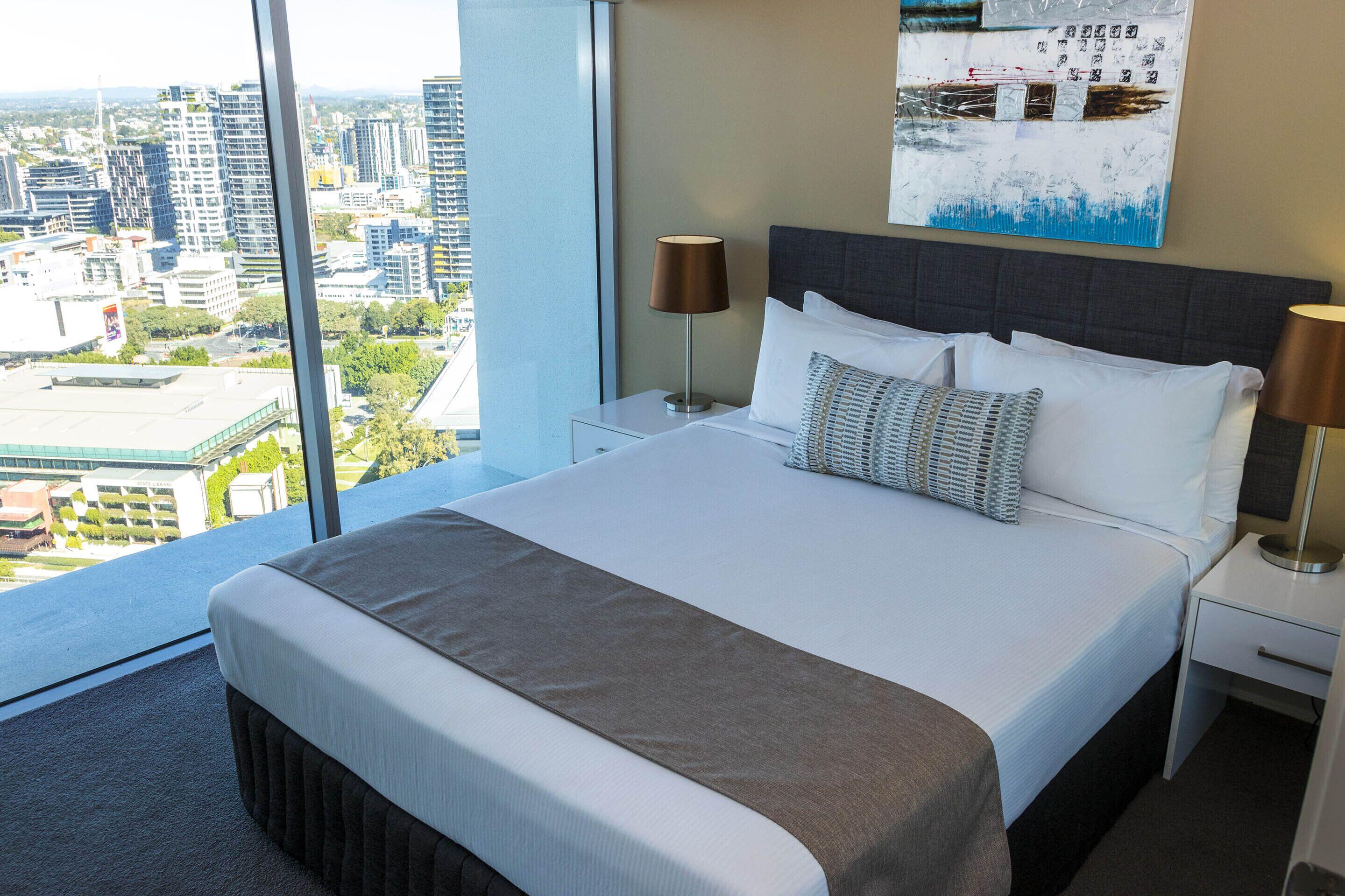 Evolution 5* Brisbane