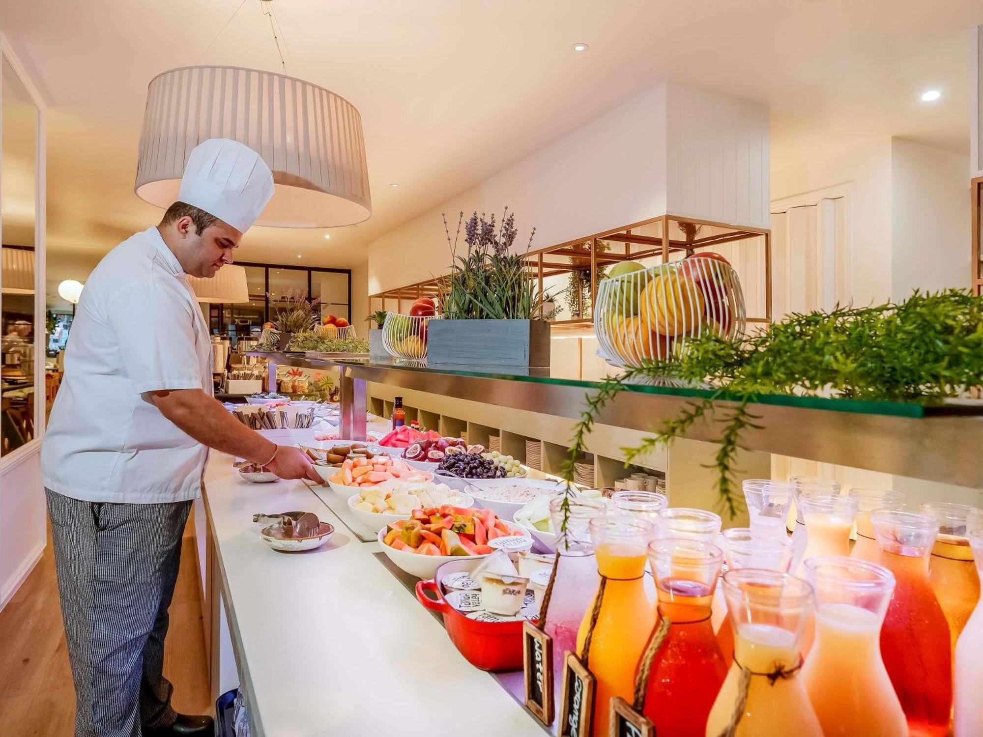 Pullman King George Square 5*