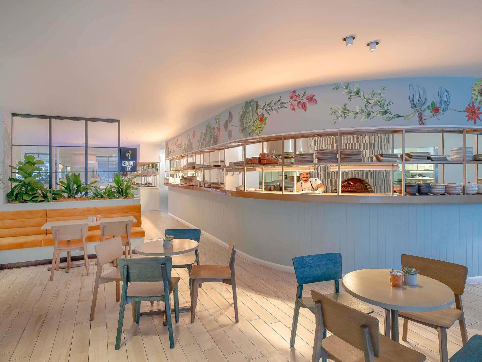 Pullman King George Square 5* Brisbane