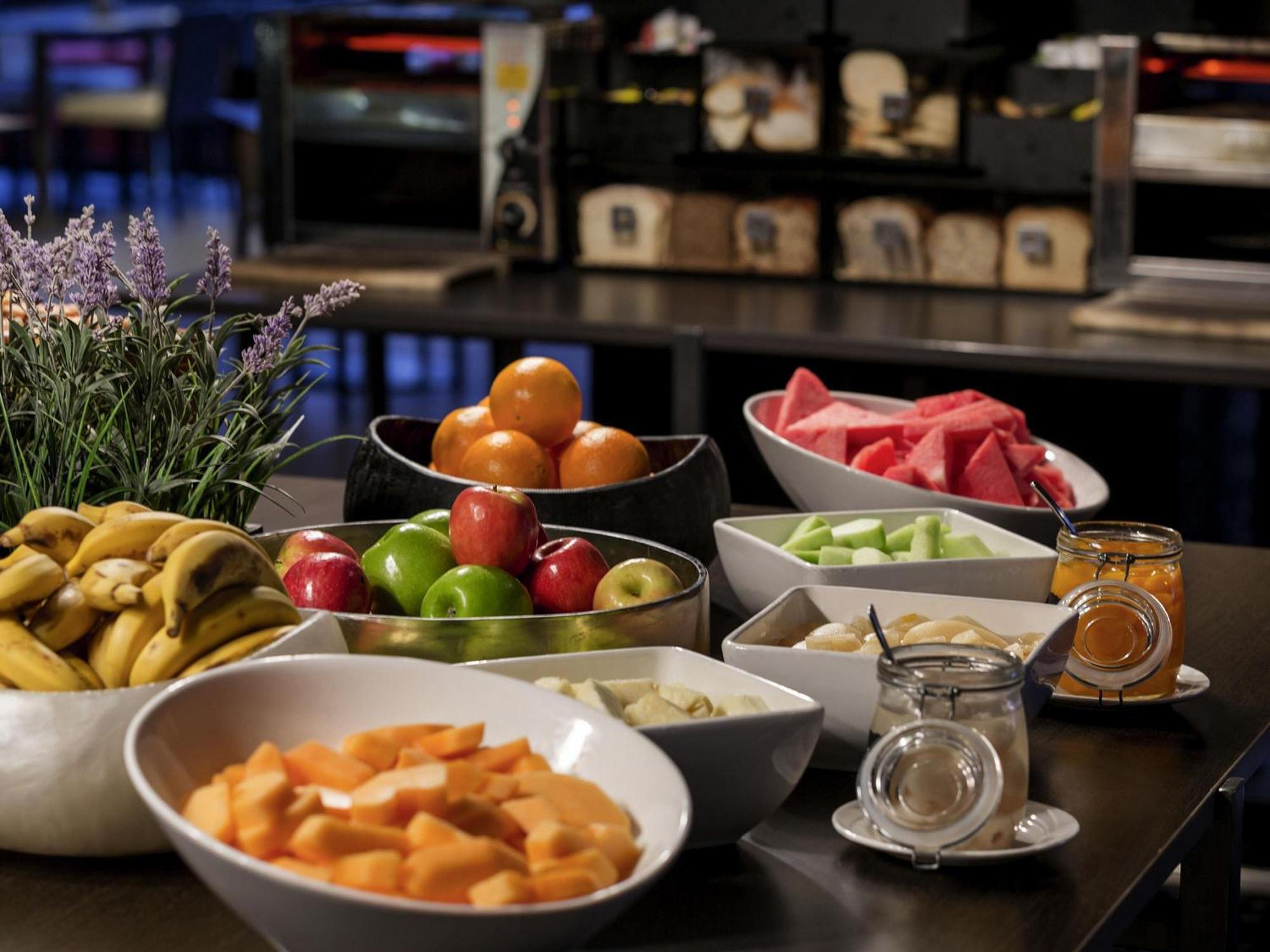 Pullman King George Square Hotel