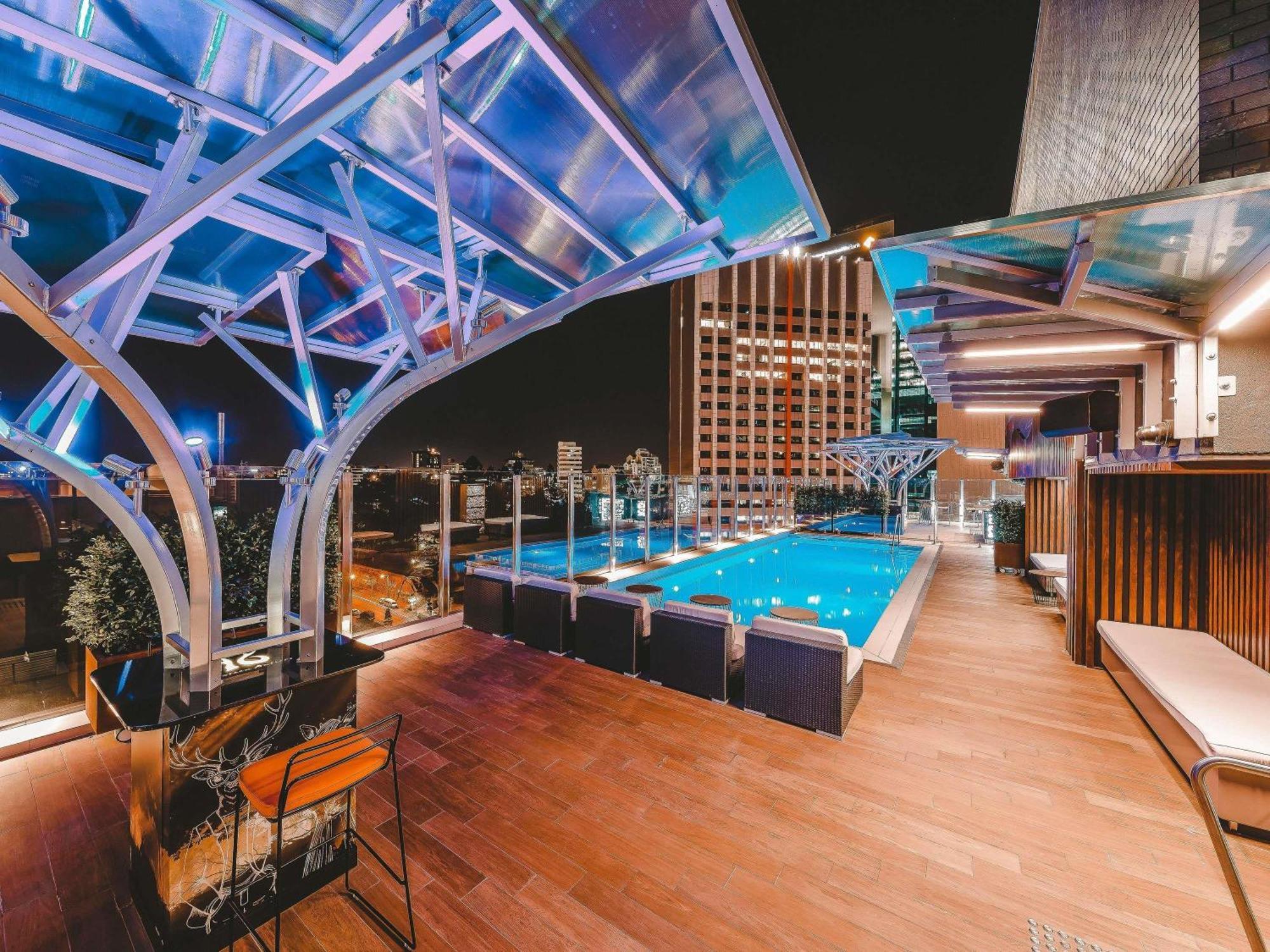 Pullman King George Square Hotel 5*