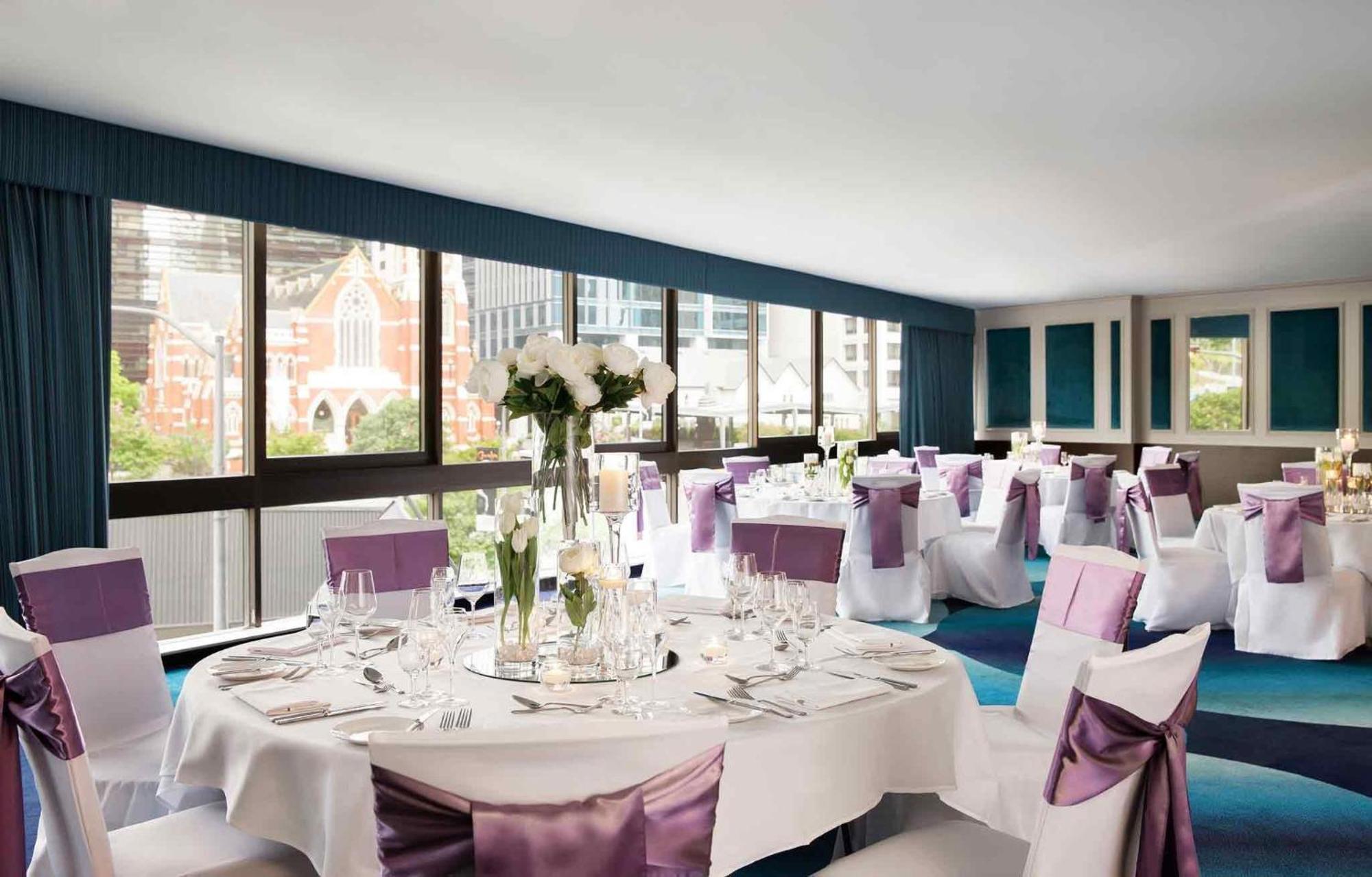 Pullman King George Square 5*