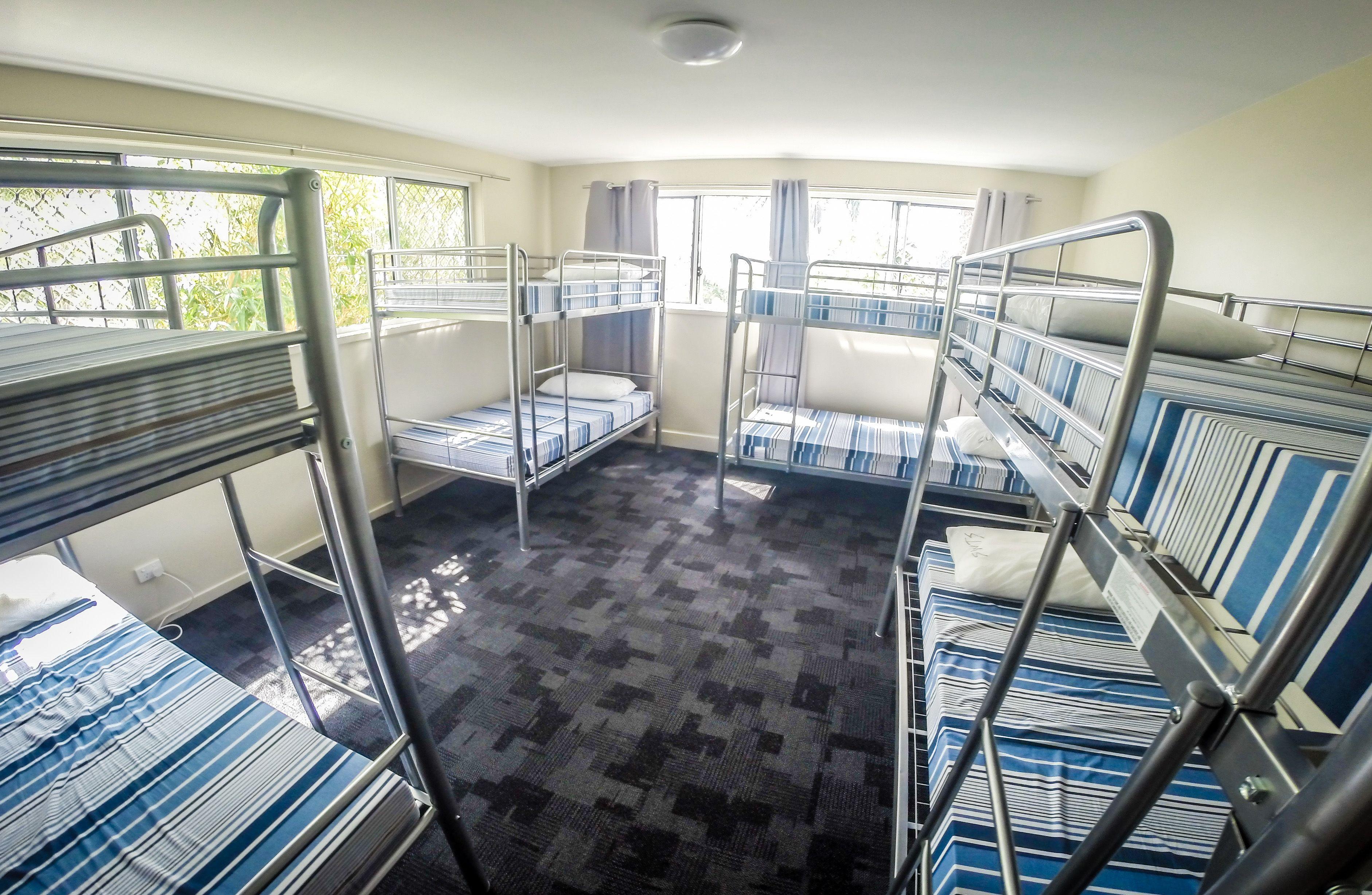 Somewhere To Backpackers Hostel Brisbane