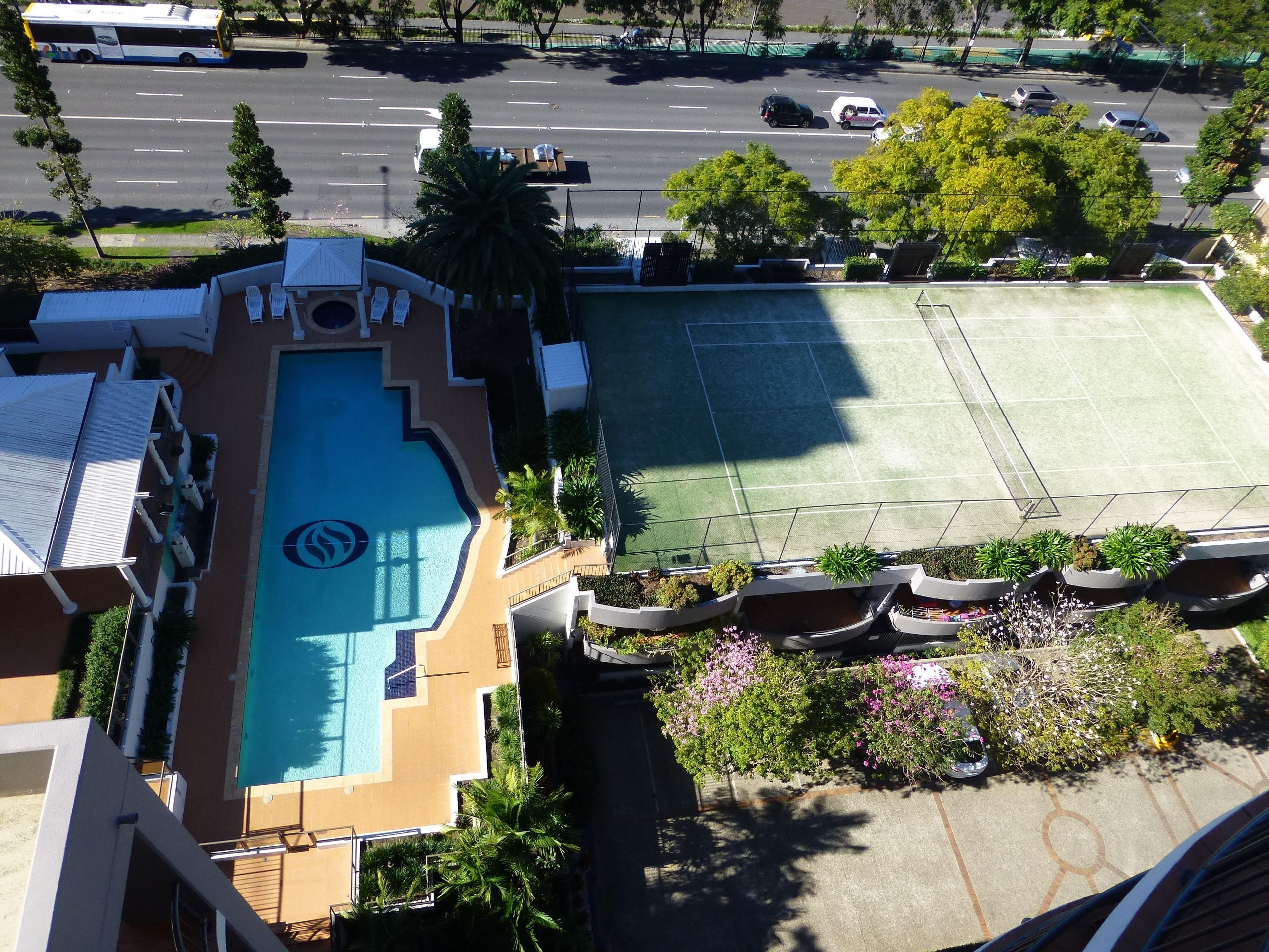 The Oasis Aparthotel 4*