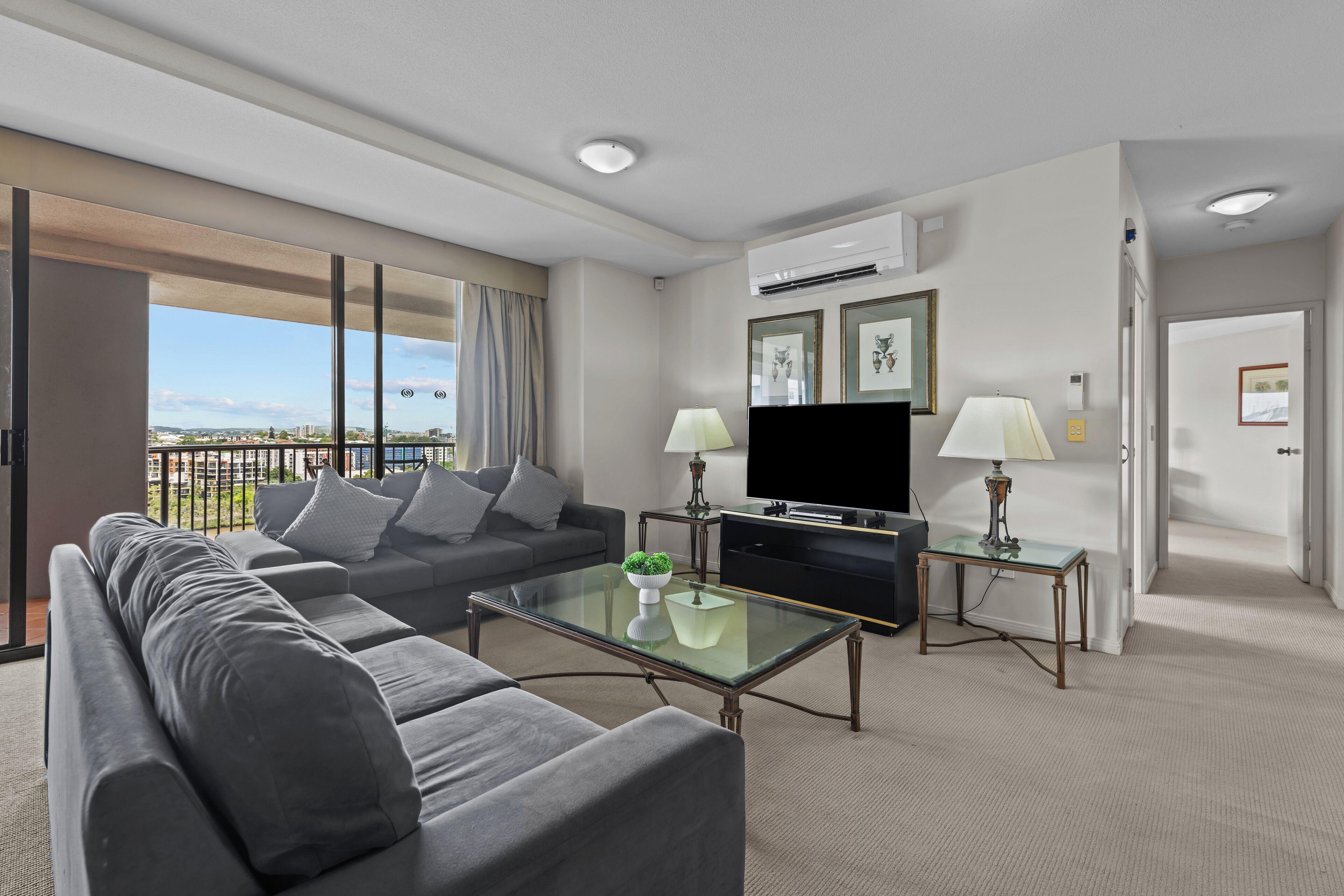 The Oasis 4* Brisbane