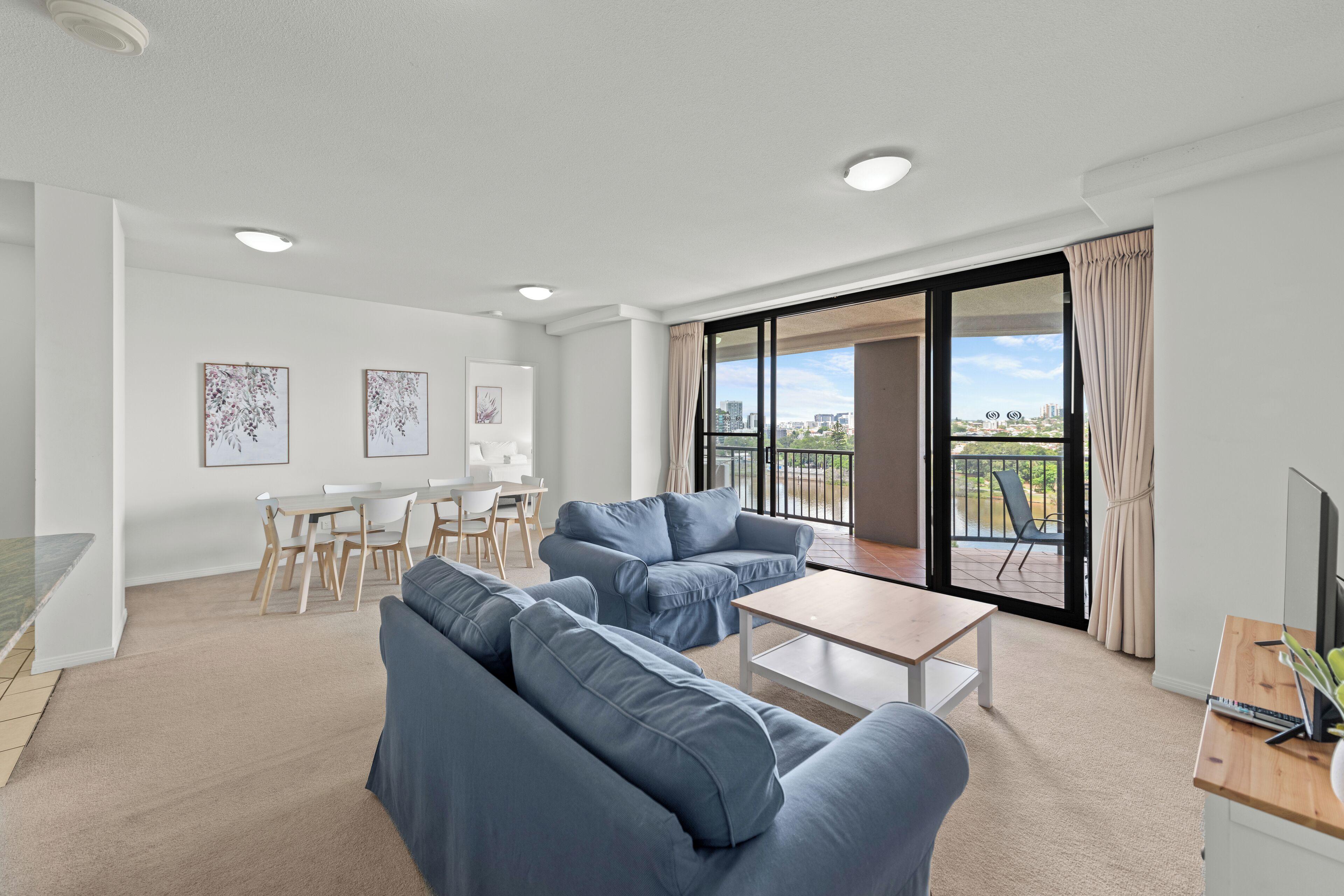 Aparthotel The Oasis 4*