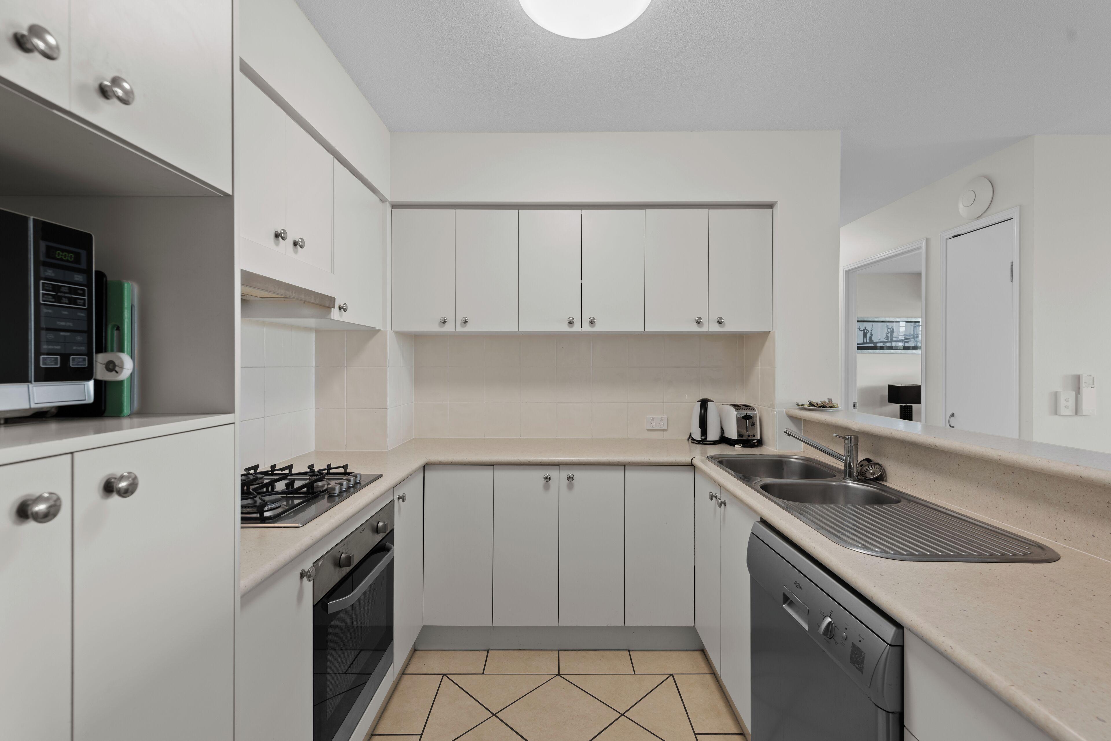 The Oasis 4* Brisbane