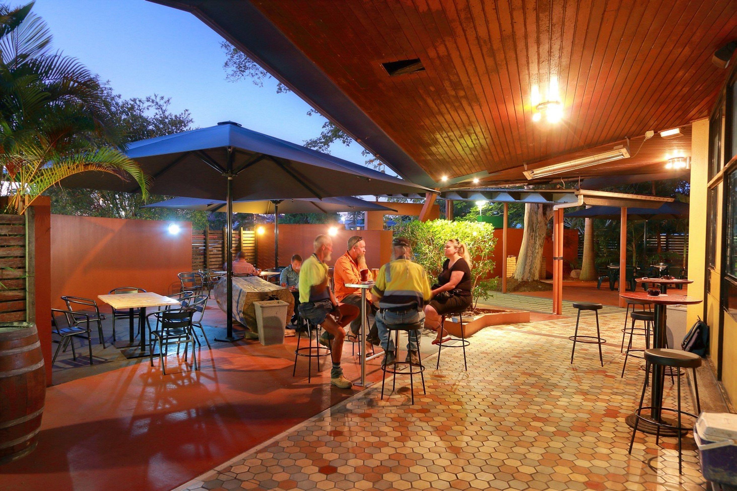 Nightelier Mitchelton The Brook Hotel