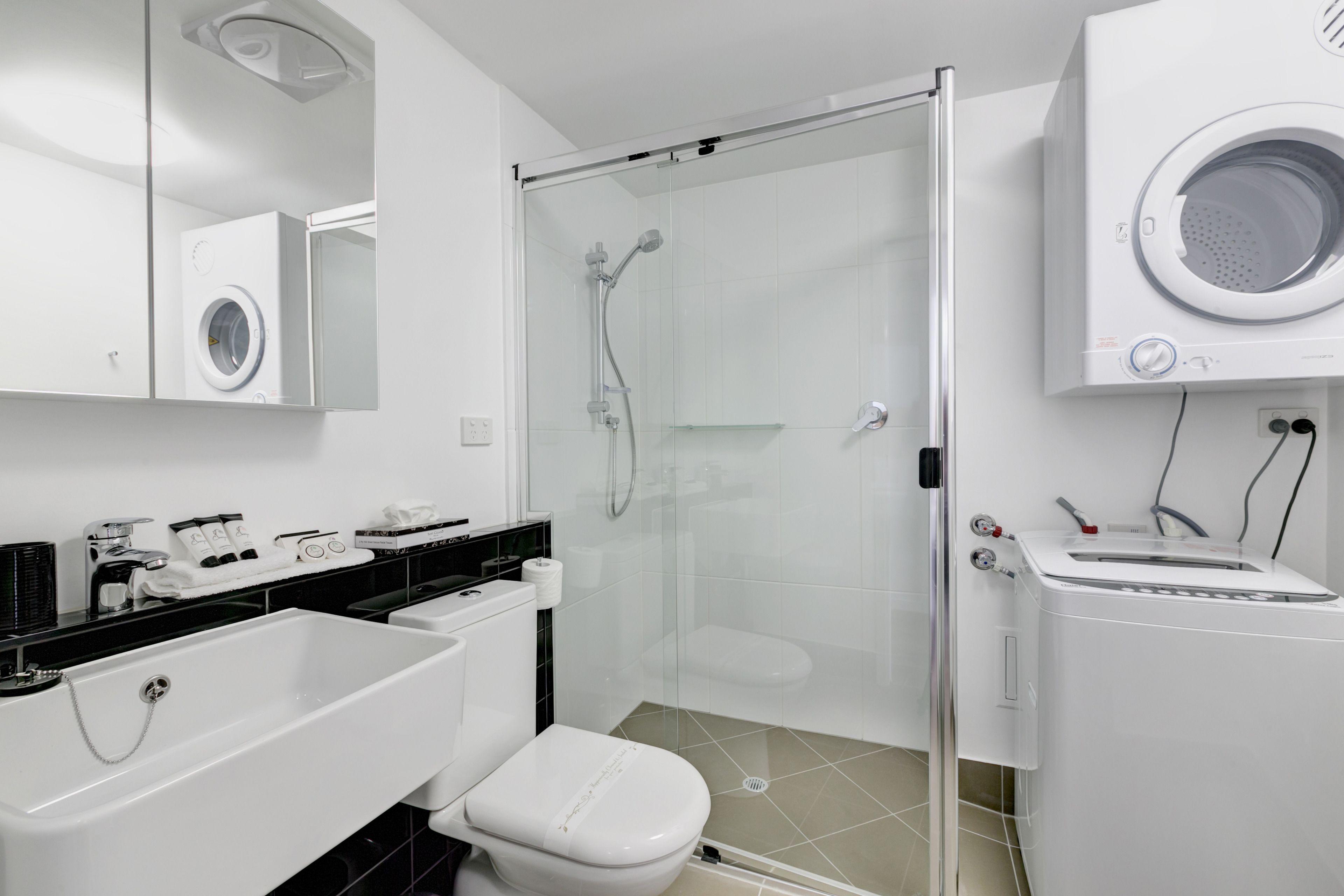 Direct Collective - Pavilion And Governor On Brookes 4*