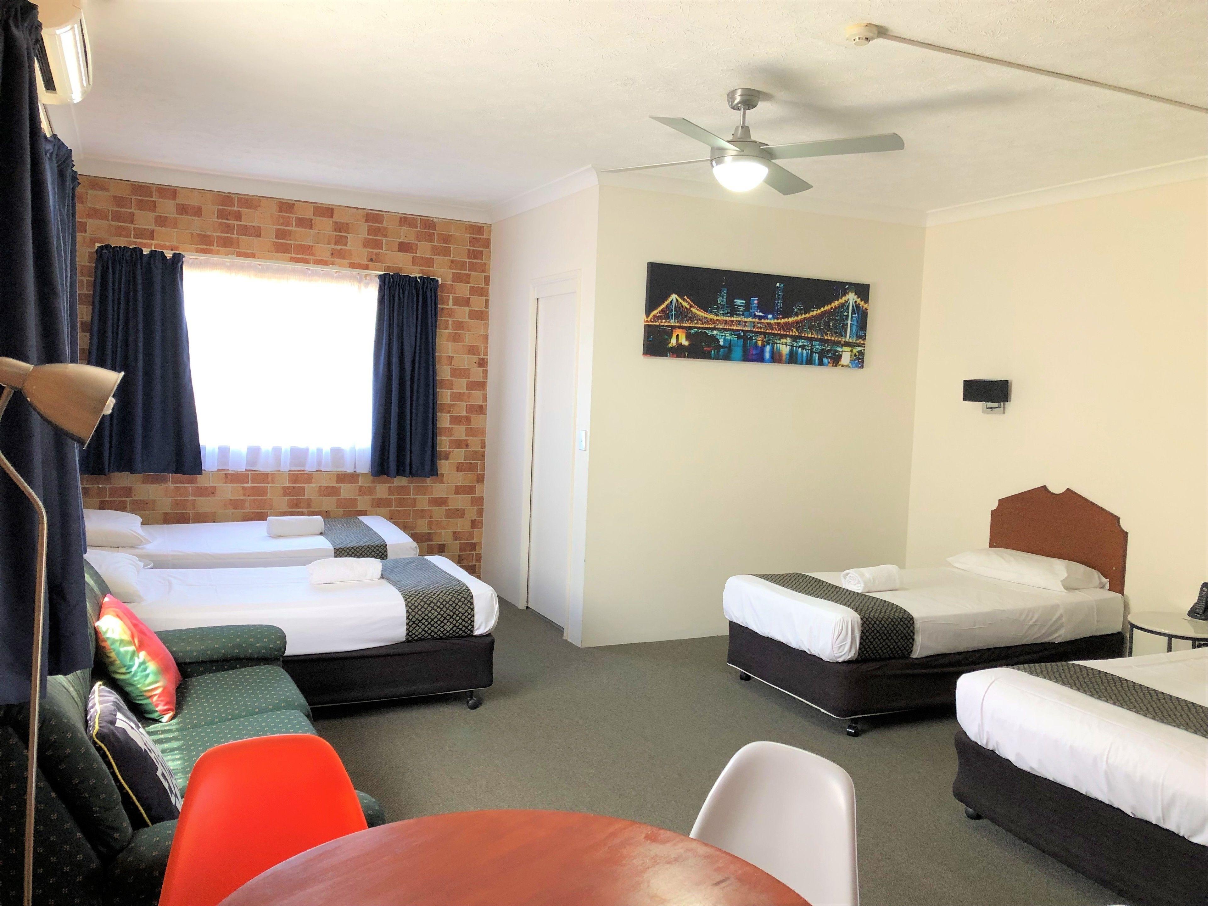 Airport Clayfield 4*