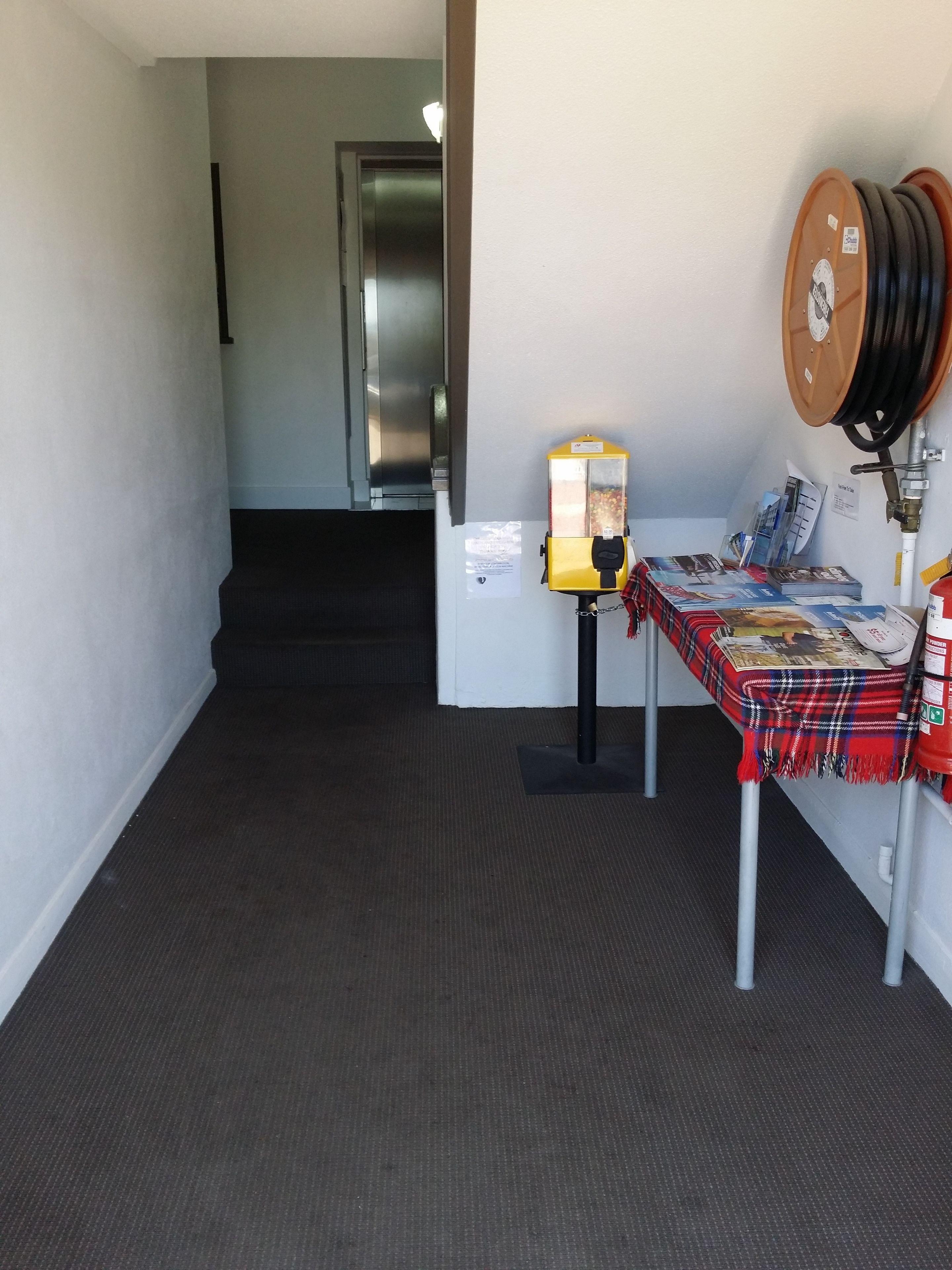 Aparthotel Hampton Court 4*