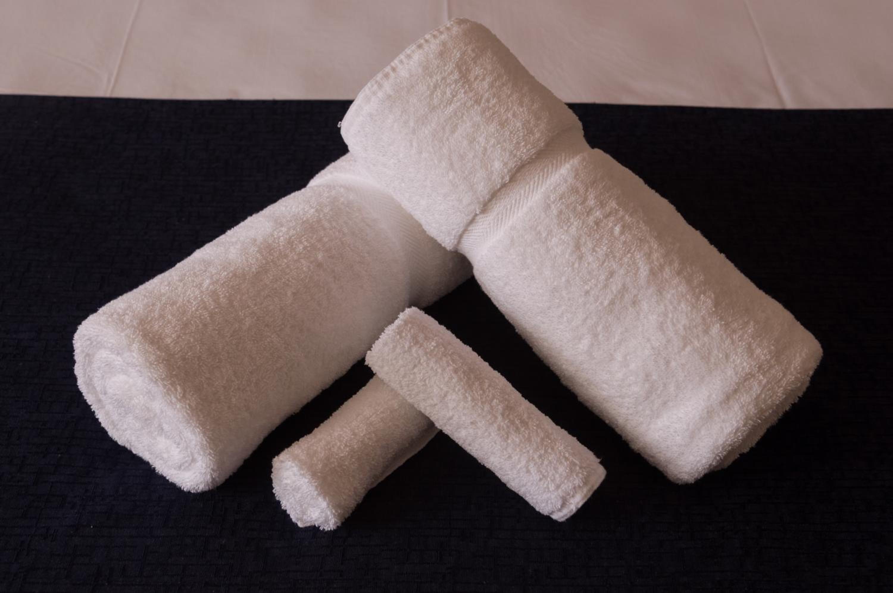 Lancaster Court Motel 4*