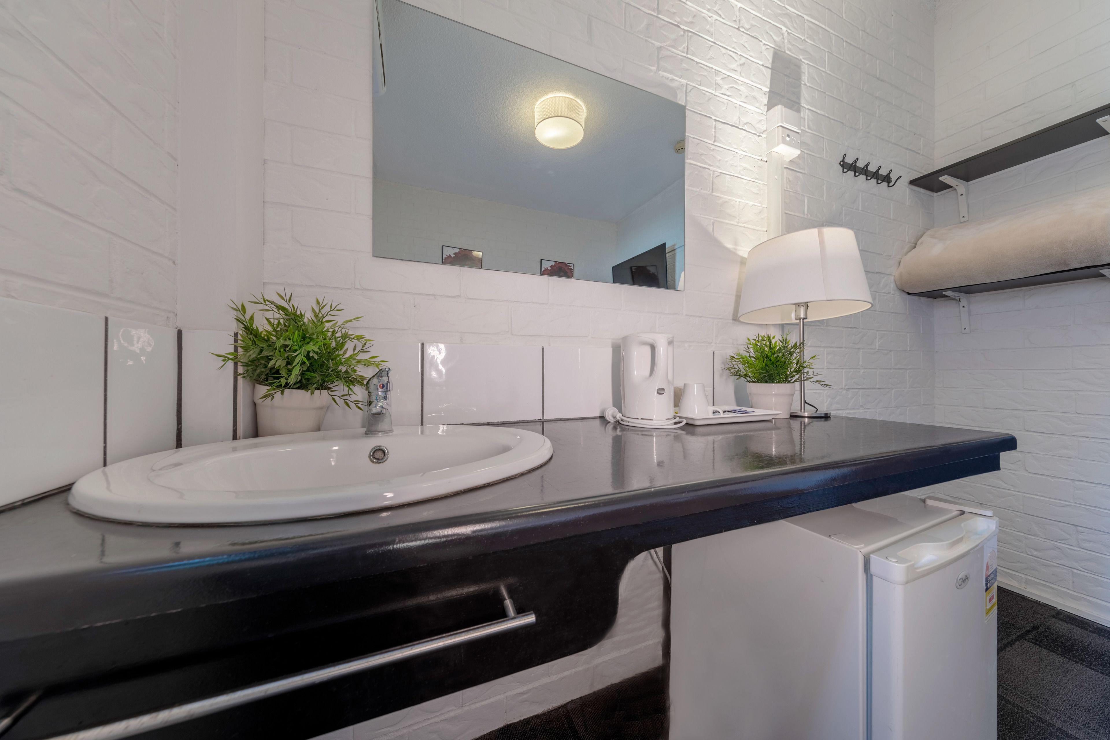 Ascot Budget & Residences Motel 4*