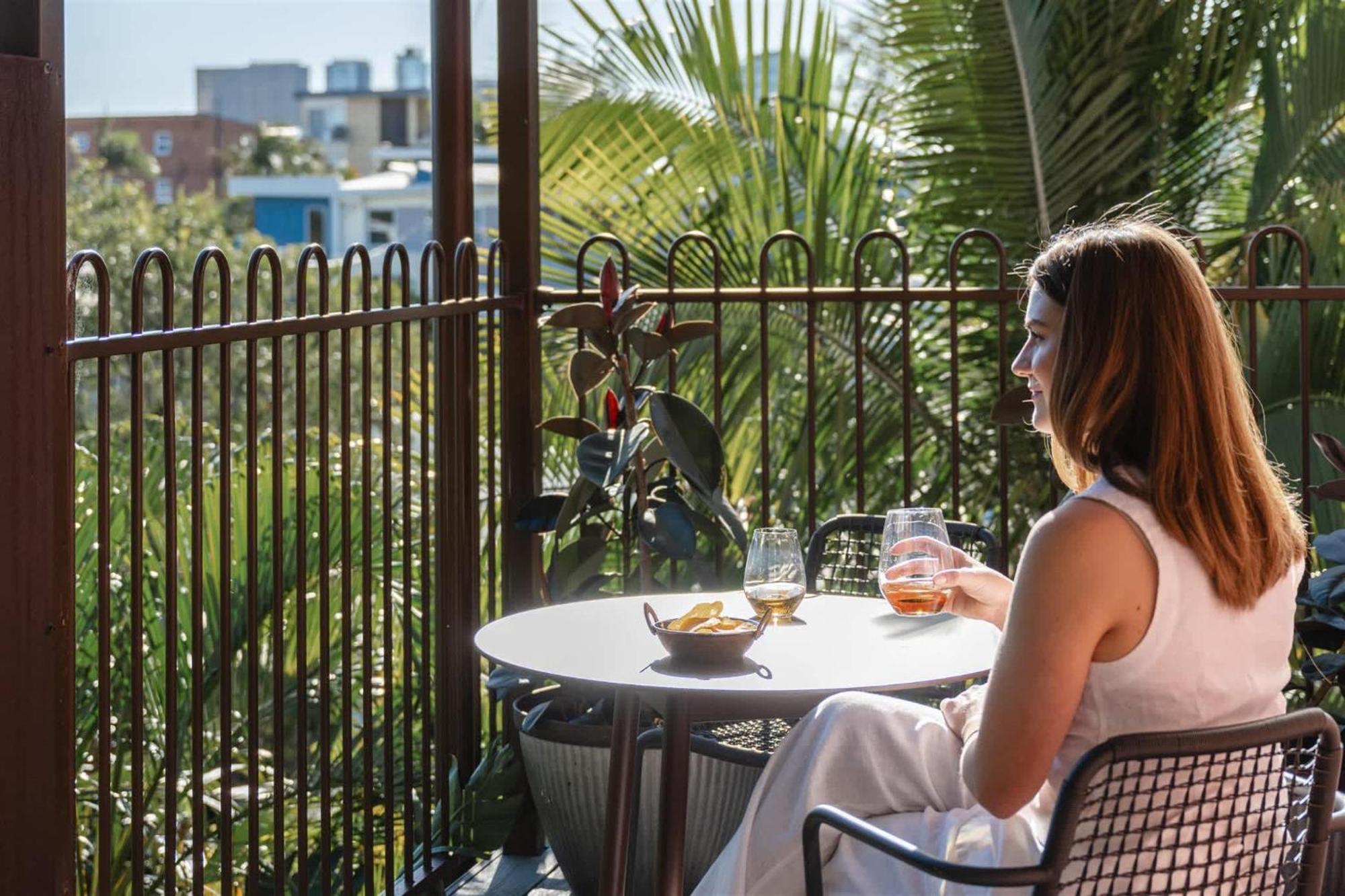 Apartment Miss Midgley's - Assembly Hall