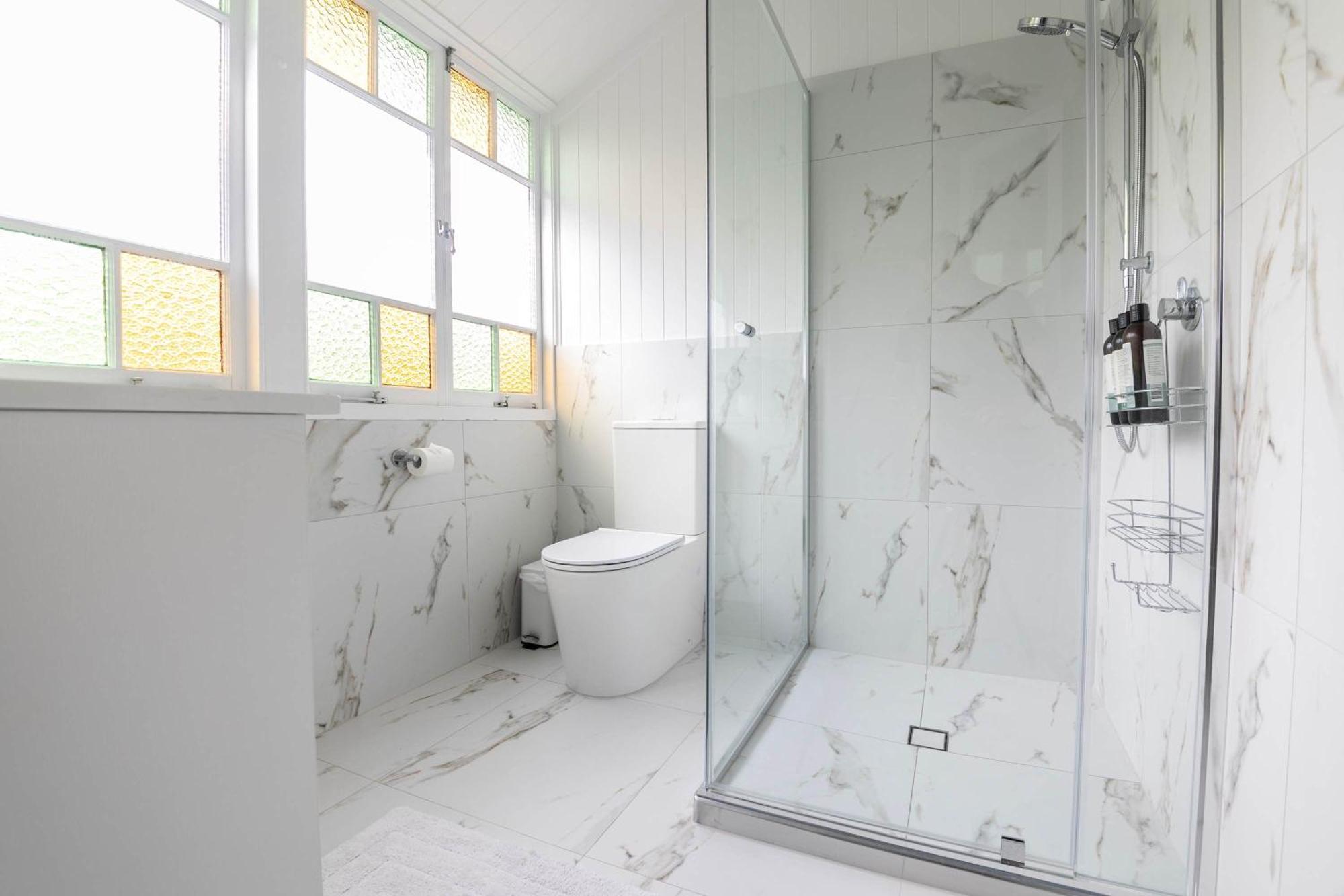 Holiday home Heart Of Milton 4b2b Ac 2tvs Private Parking Walk To Suncorp Stadium *