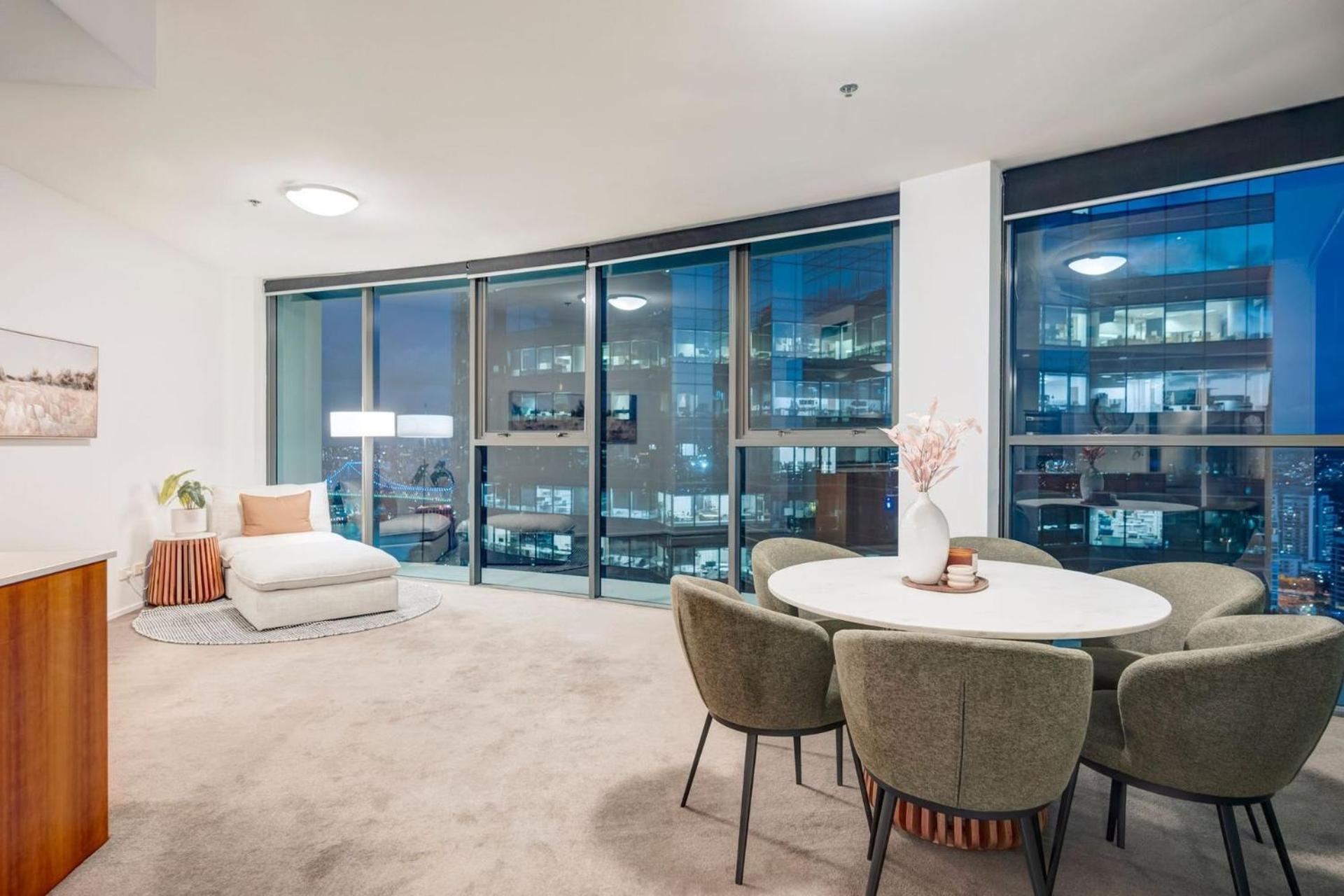 Glasshouse On Felix - Luxury With River Views, Pool And Parking Apartment Brisbane