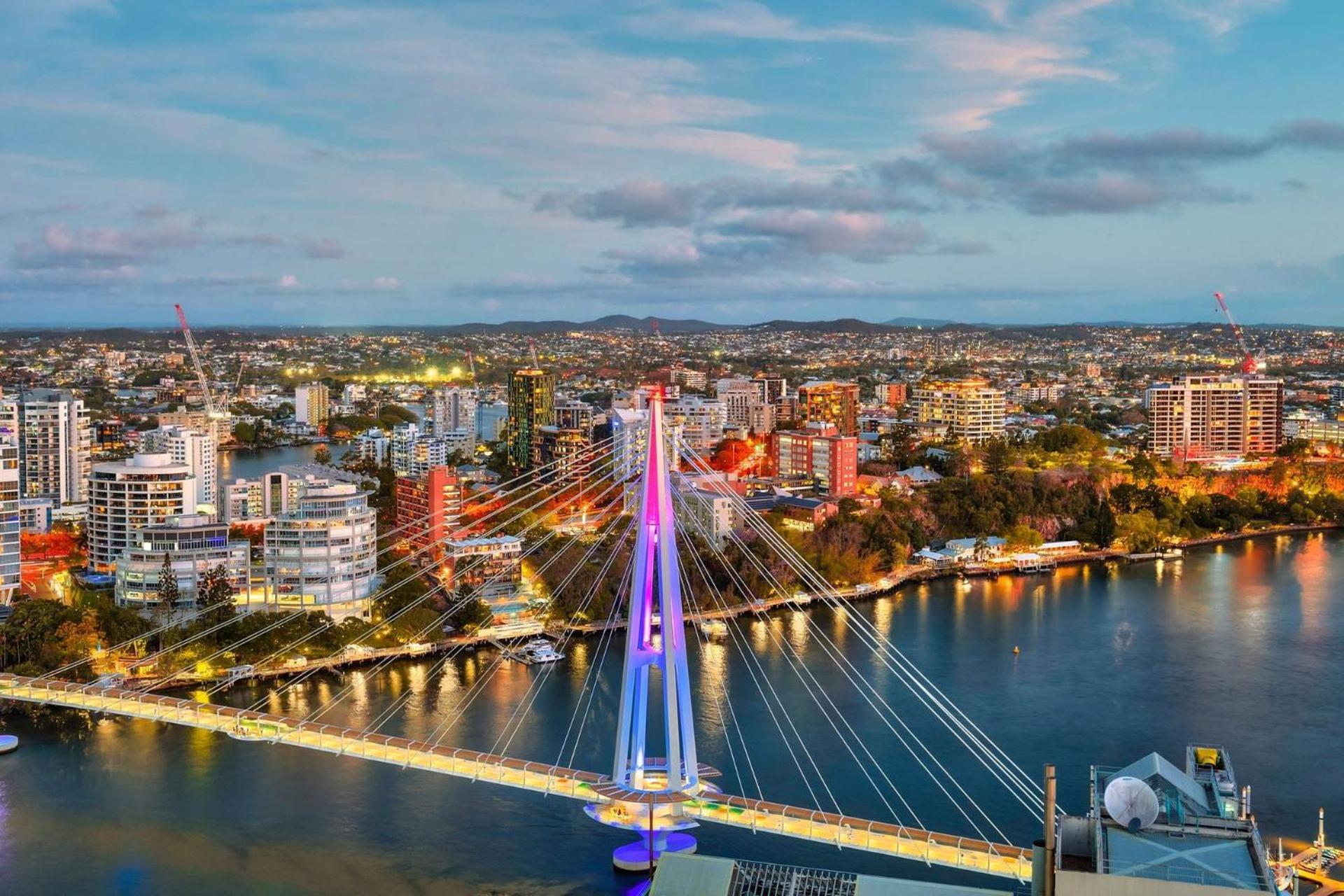 Glasshouse On Felix - Luxury With River Views, Pool And Parking *