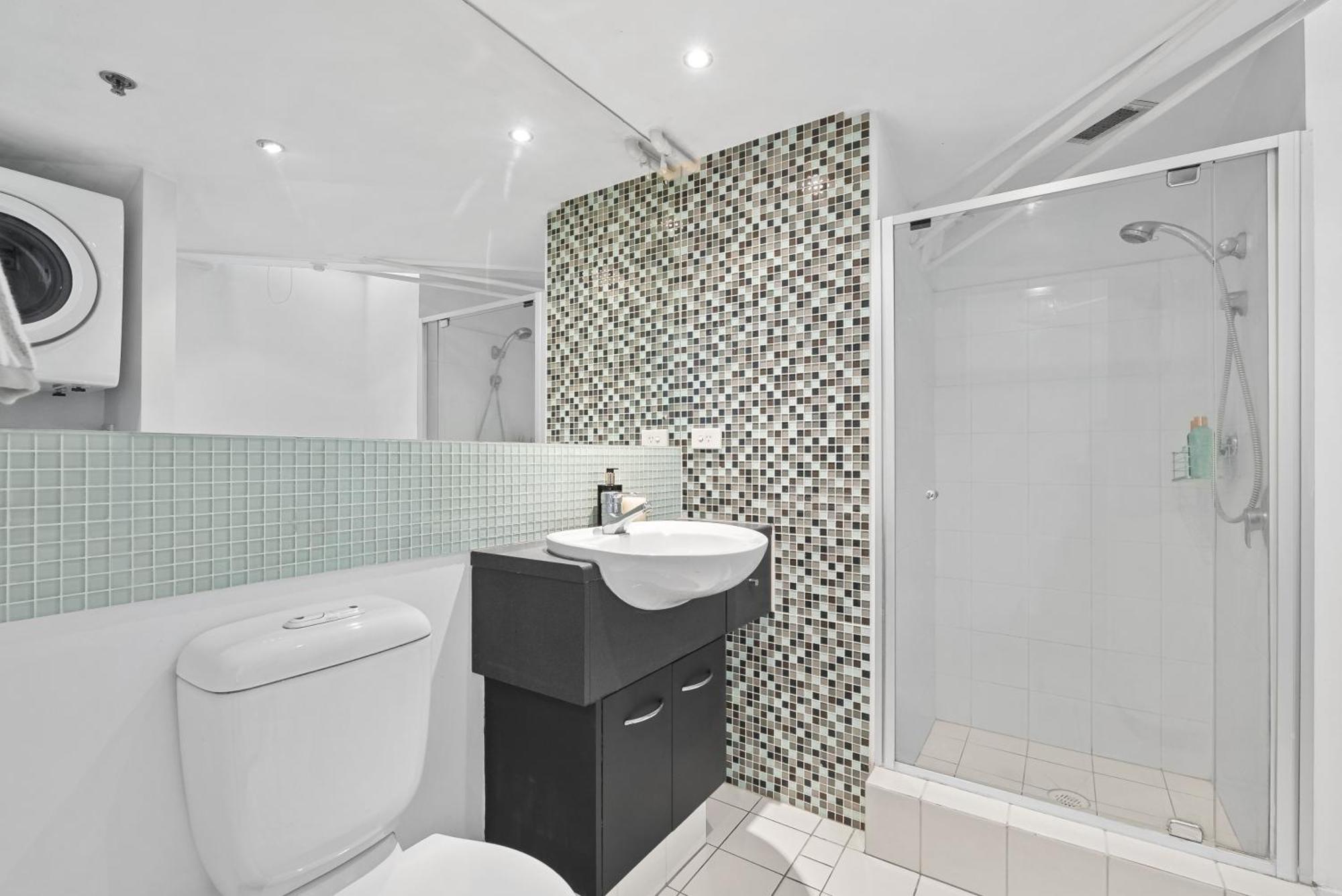 Woolstore Teneriffe Apartment