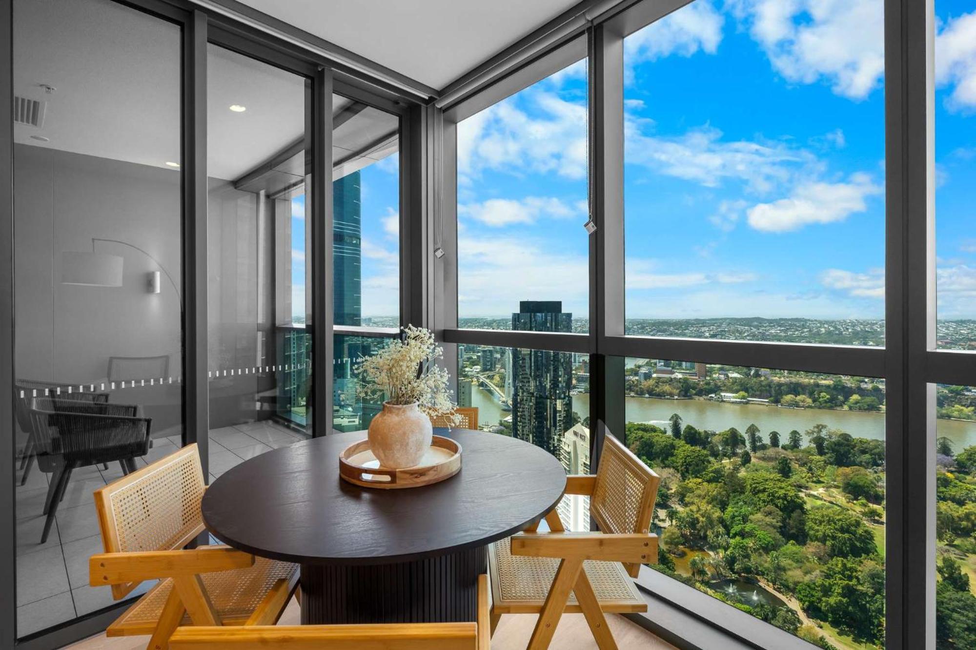 The Kaze - 37f Brand New Riverview 1br With Sofa Bed At Queens Wharf With Pool And Gym
